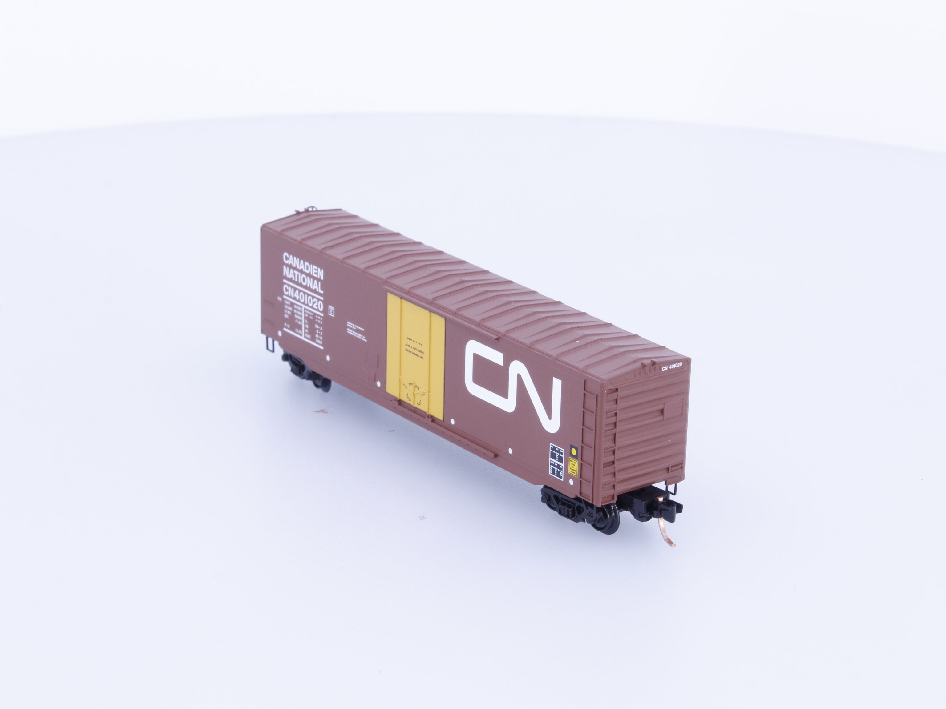 Micro Trains 38310 N 50' Standard Box Car, Plug Door Canadian National (CN) 401020