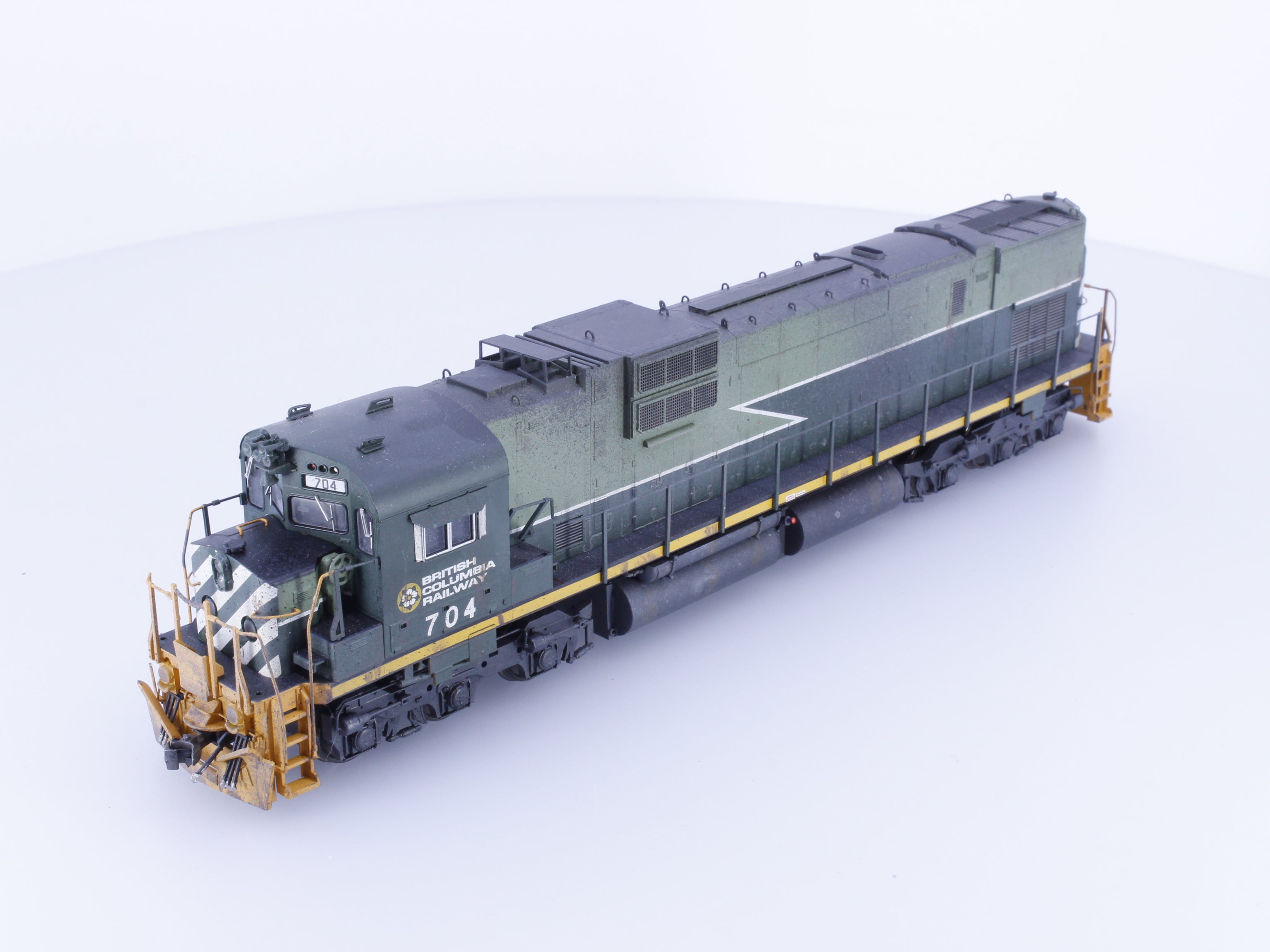 Bowser 23448 HO Alco C630M Diesel Locomotive Lightly Weathered BC Rail (BCOL) 704 DCC & Tsunami Sound