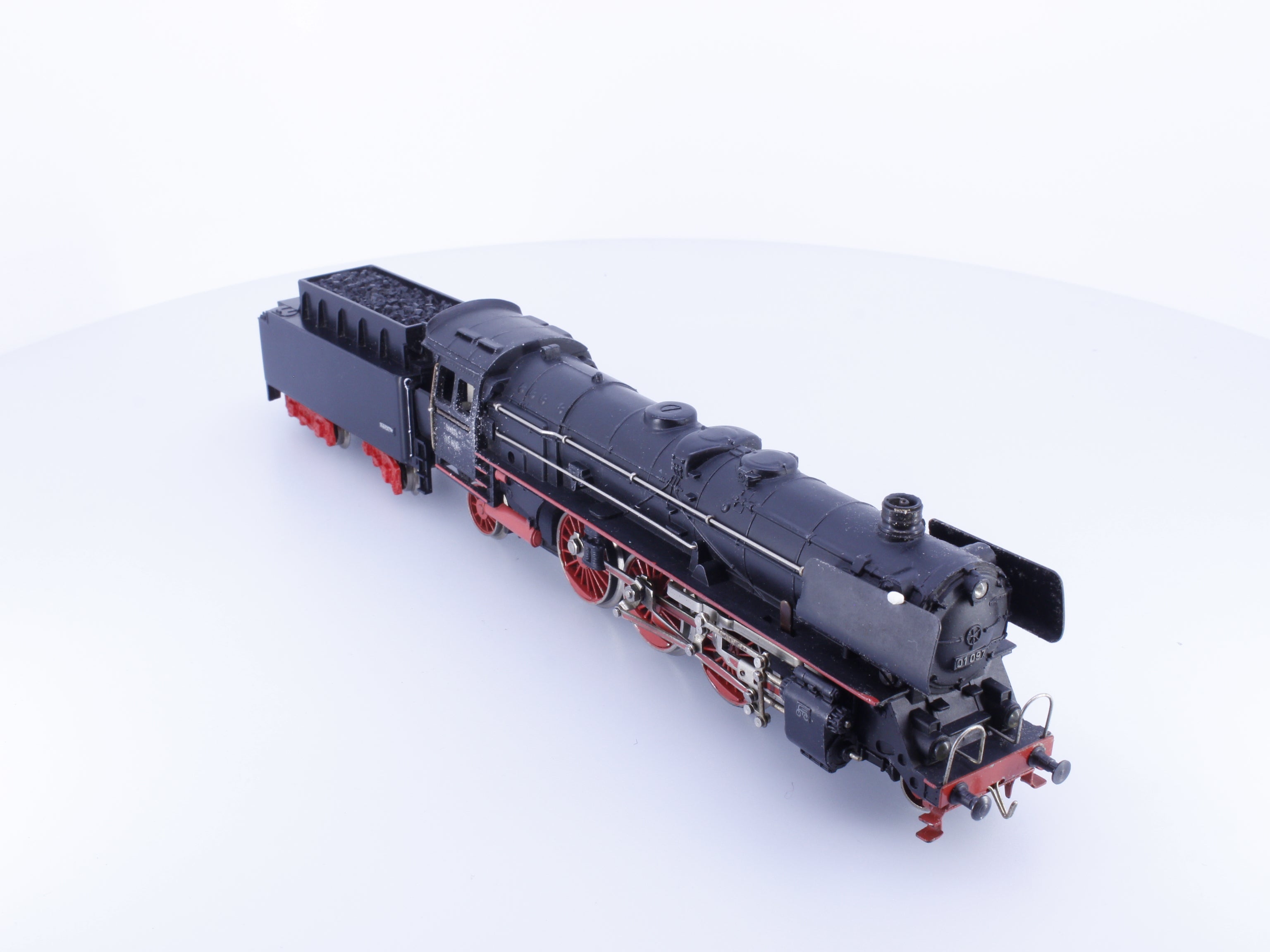 Marklin 3048 HO DB BR01 4-6-2 Steam Locomotive 01 097 Analog AC