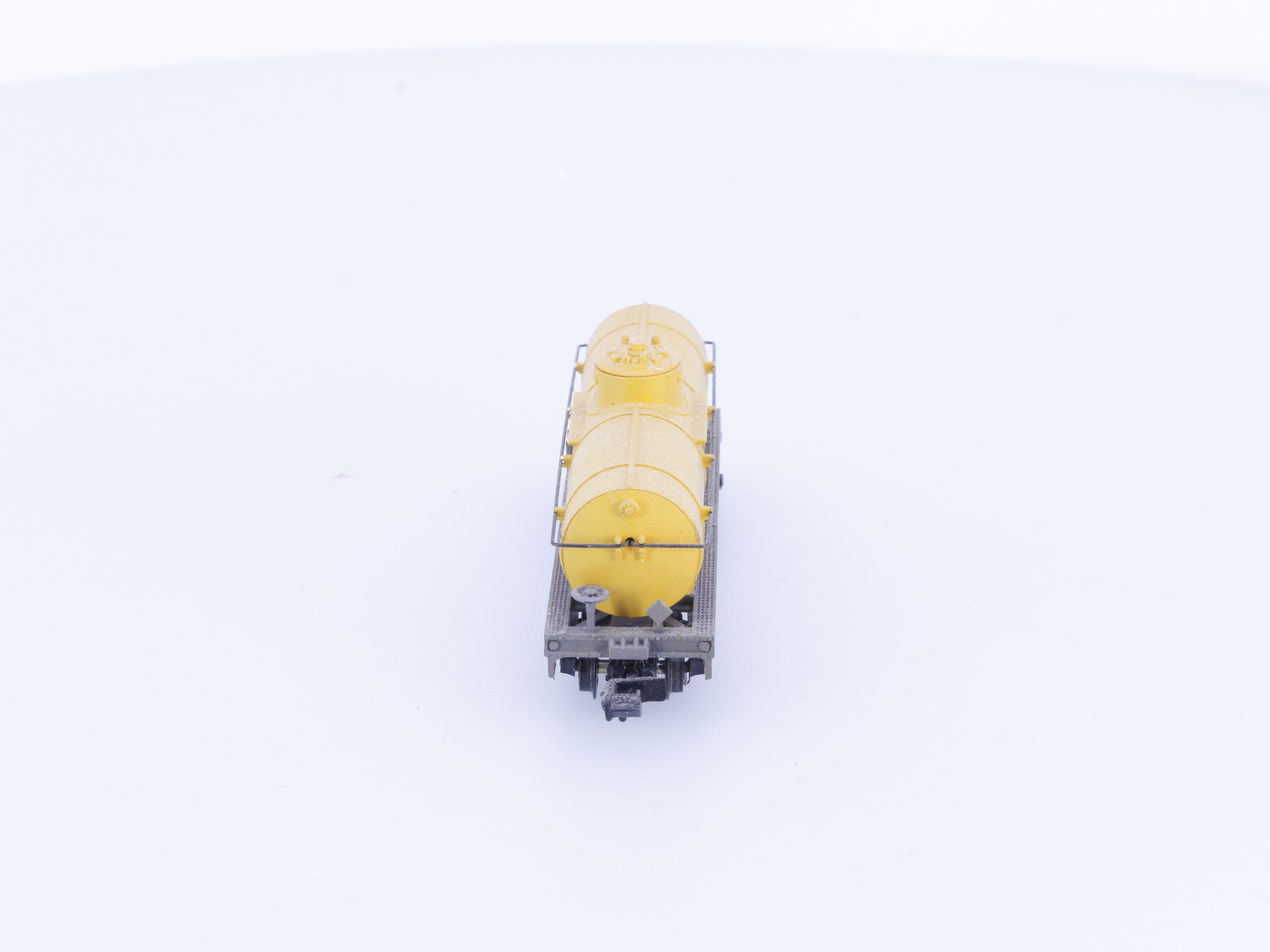 Arnold 0484S N Single Dome Tank Car Consolidated (CONX) 2467