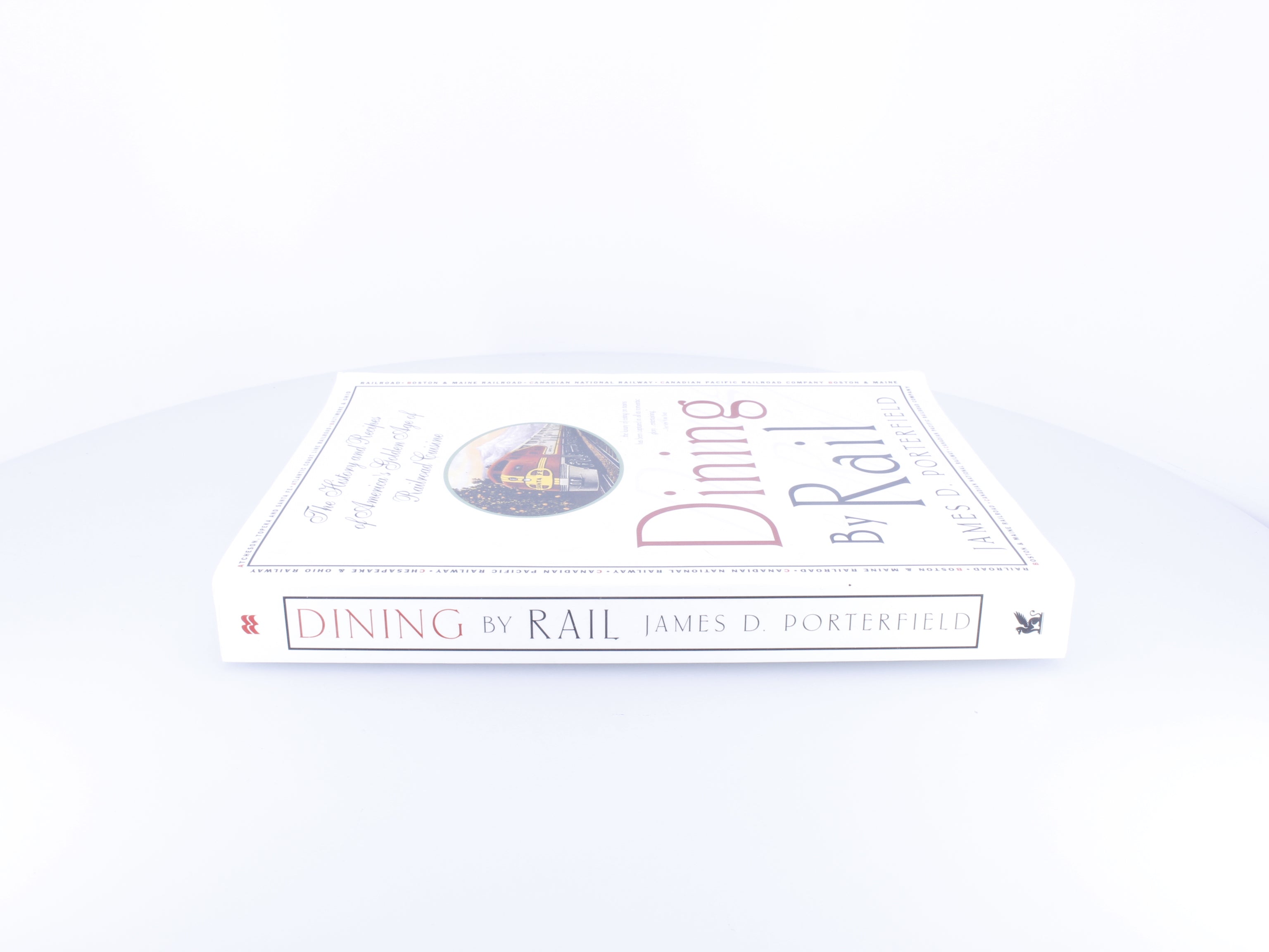 St. Martins Griffin 187118 Dining By Rail