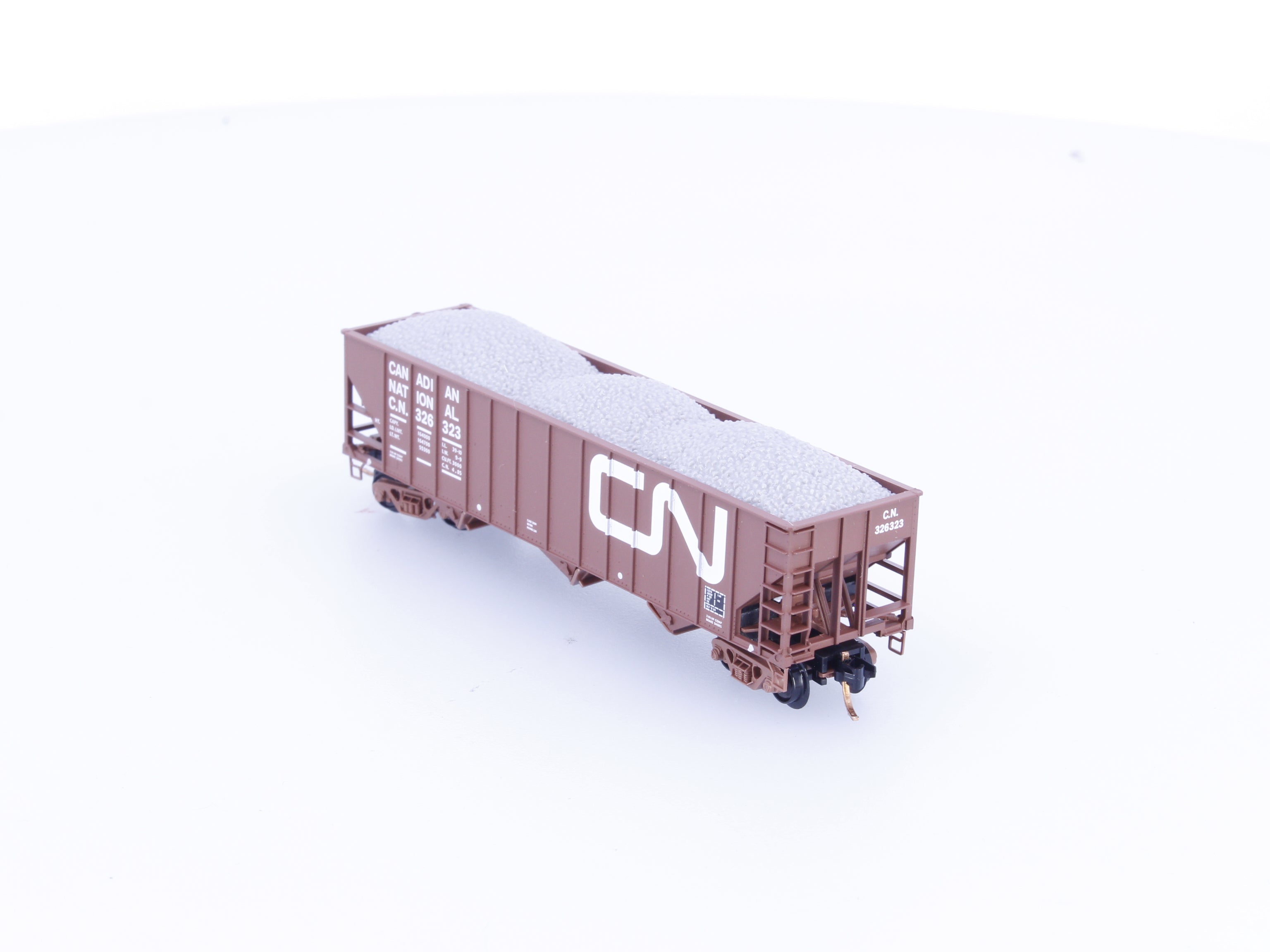 Micro Trains 108160 N 100 Ton 3 Bay Open Hopper with Load Canadian National (CN) 326323