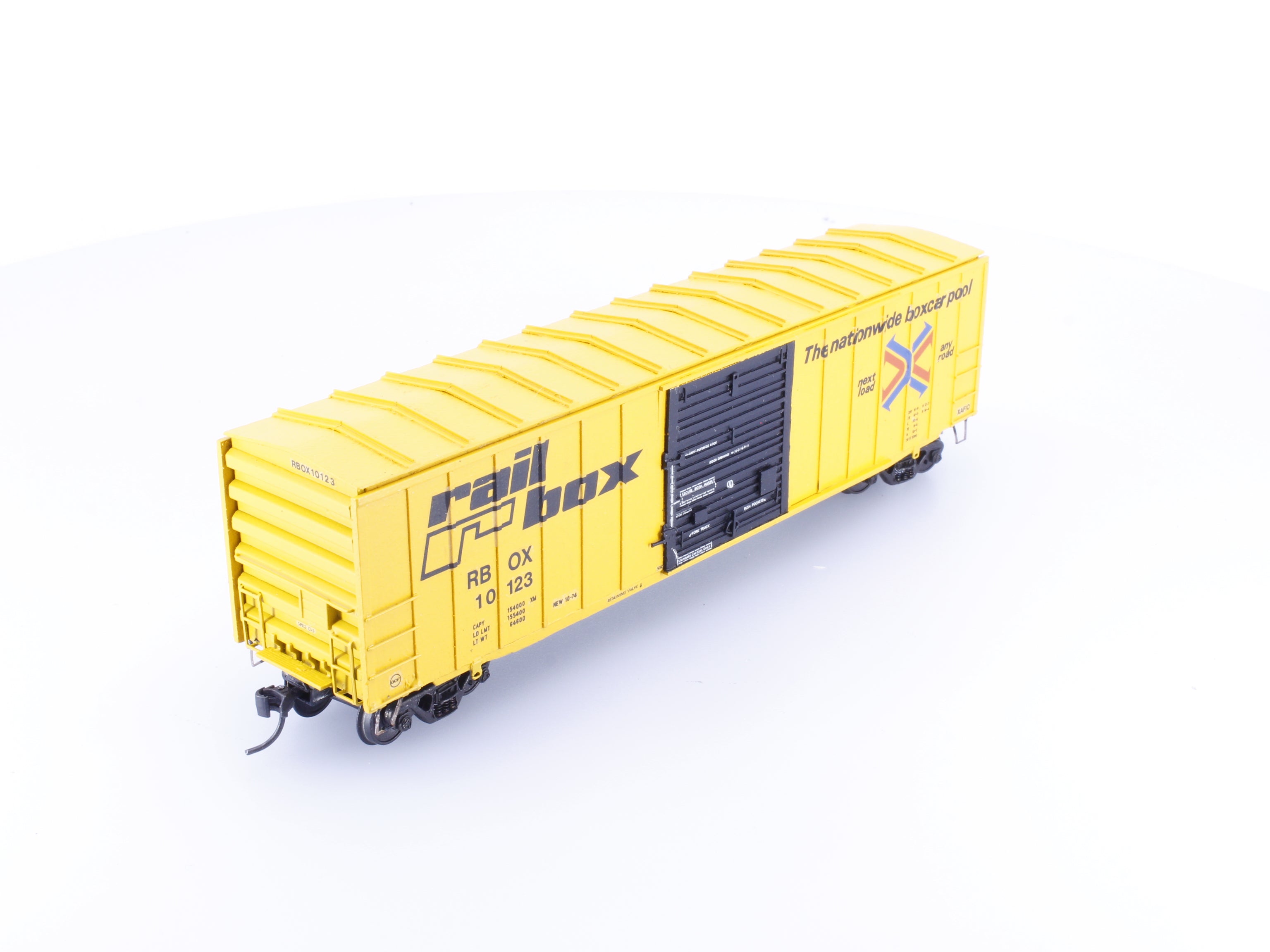 Quality Craft Models 330 HO 50' Single Door Box Car Railbox (RBOX) 10123