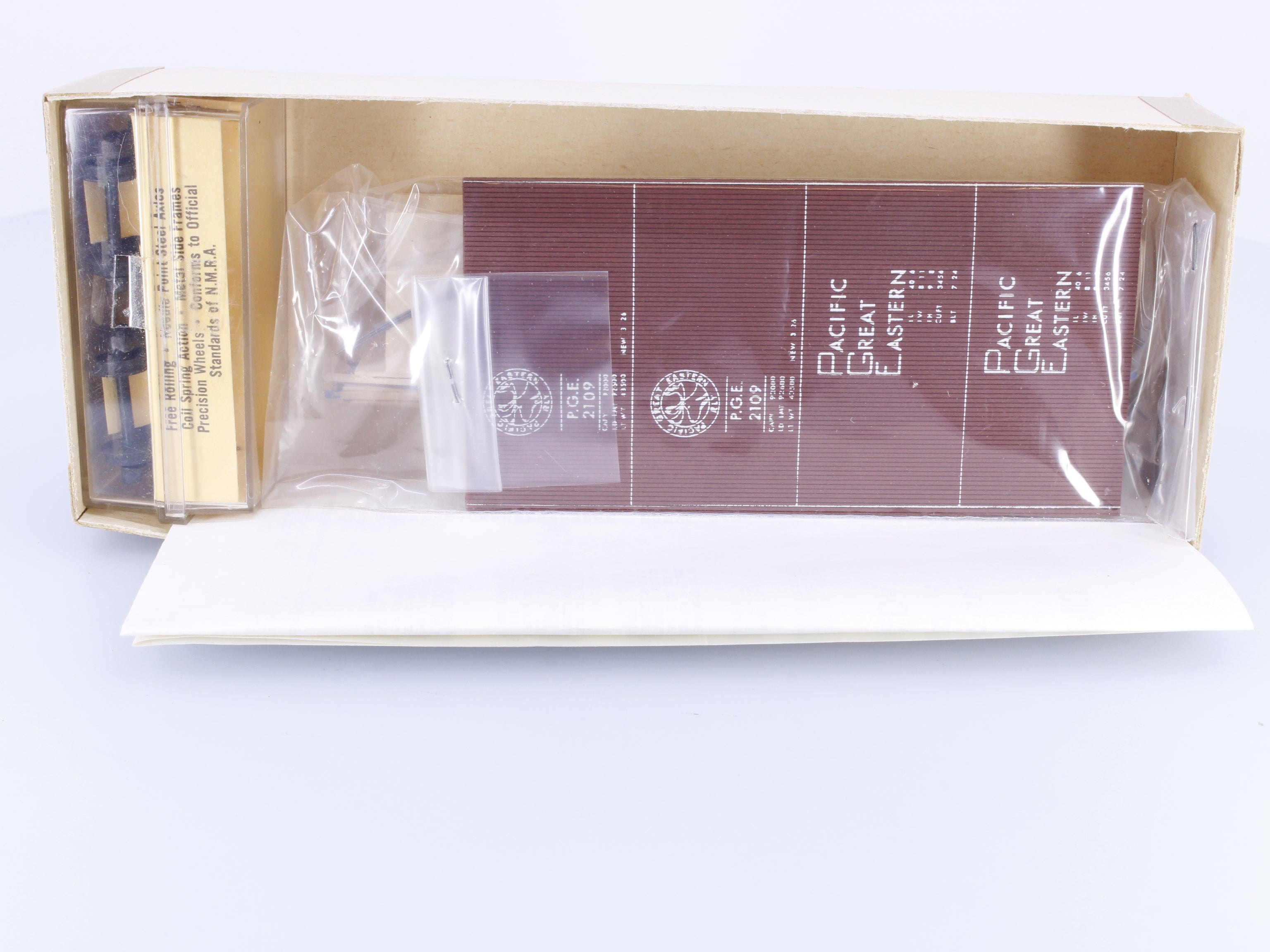 Pacific Pike BX-3 HO 40' Single Door Box Car Kit Pacific Great Eastern (PGE) 2109