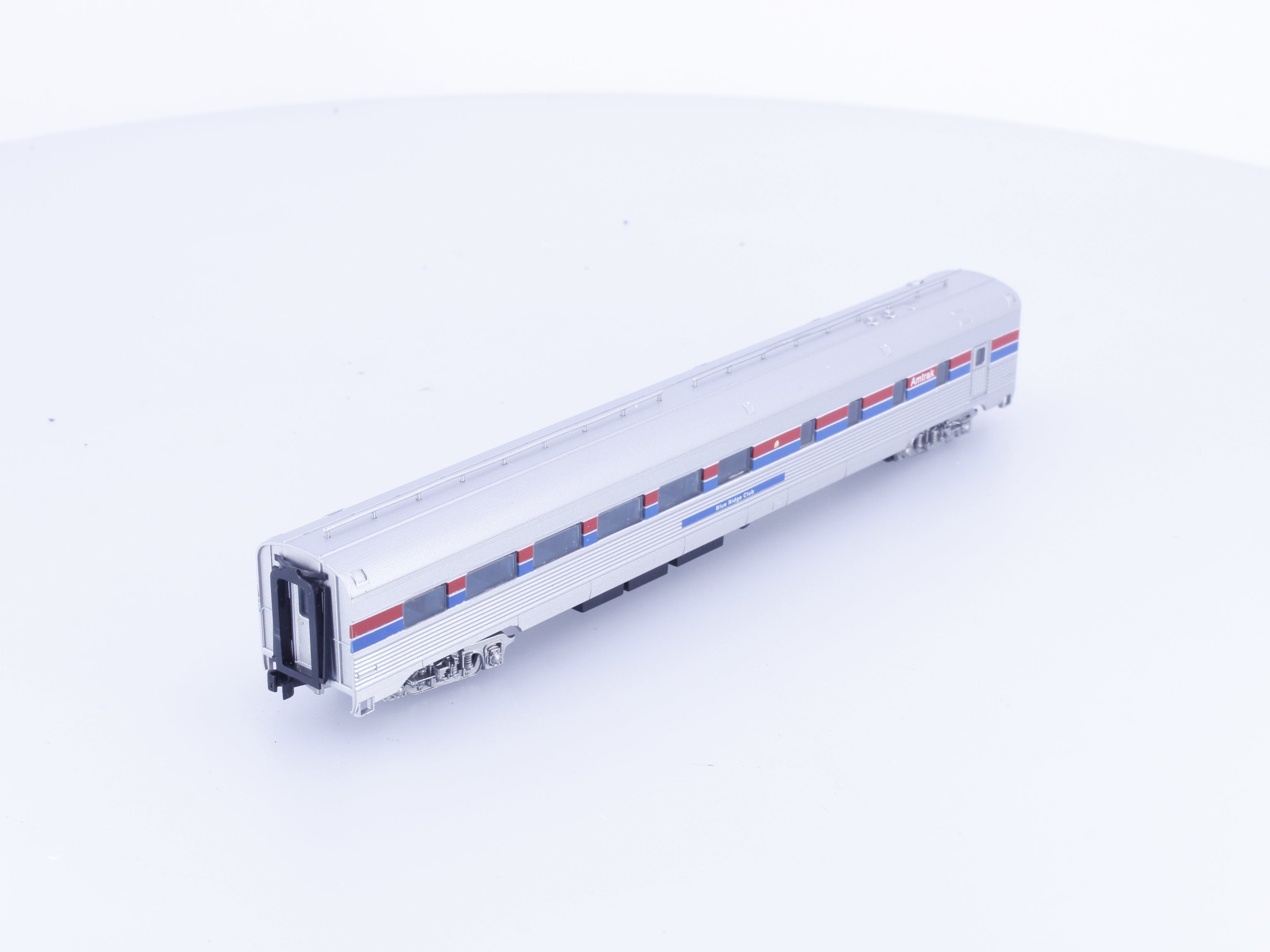 Con Cor 0001-428109 N Budd Dining Car Phase 3 Amtrak (AMTK) Blue Ridge Club