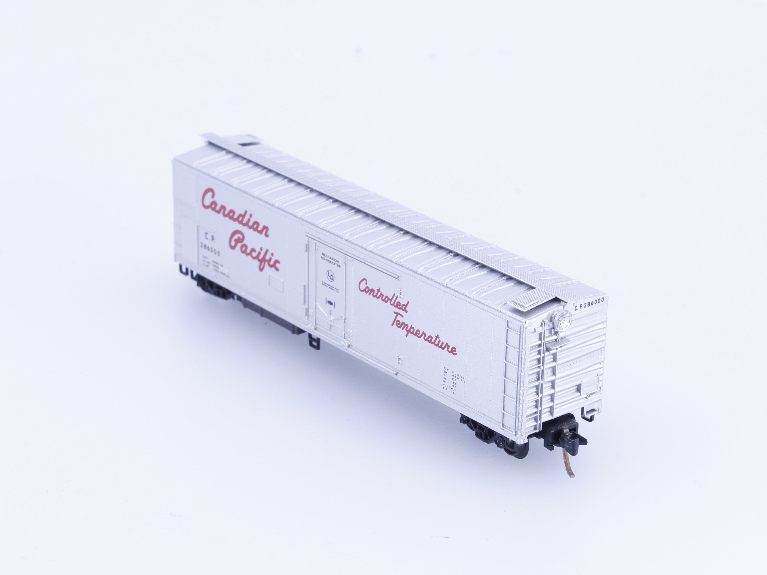 Micro Trains 69030 N 50' Single Door Mechanical Reefer Canadian Pacific (CP) 286000