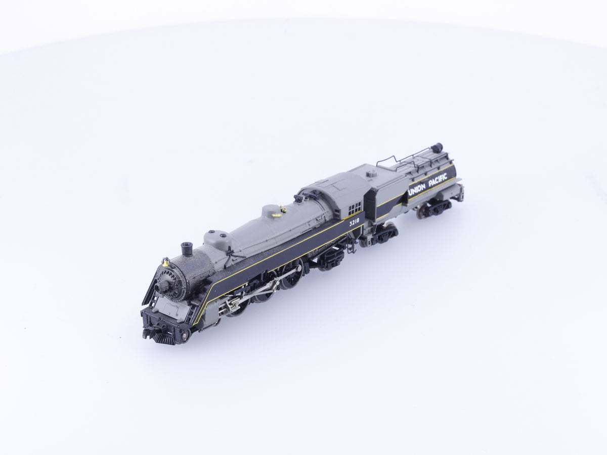 Model Power 7424 N Metal 4-6-2 Semi-Streamlined Steam Locomotive Union Pacific (UP) 3218 Analog DC