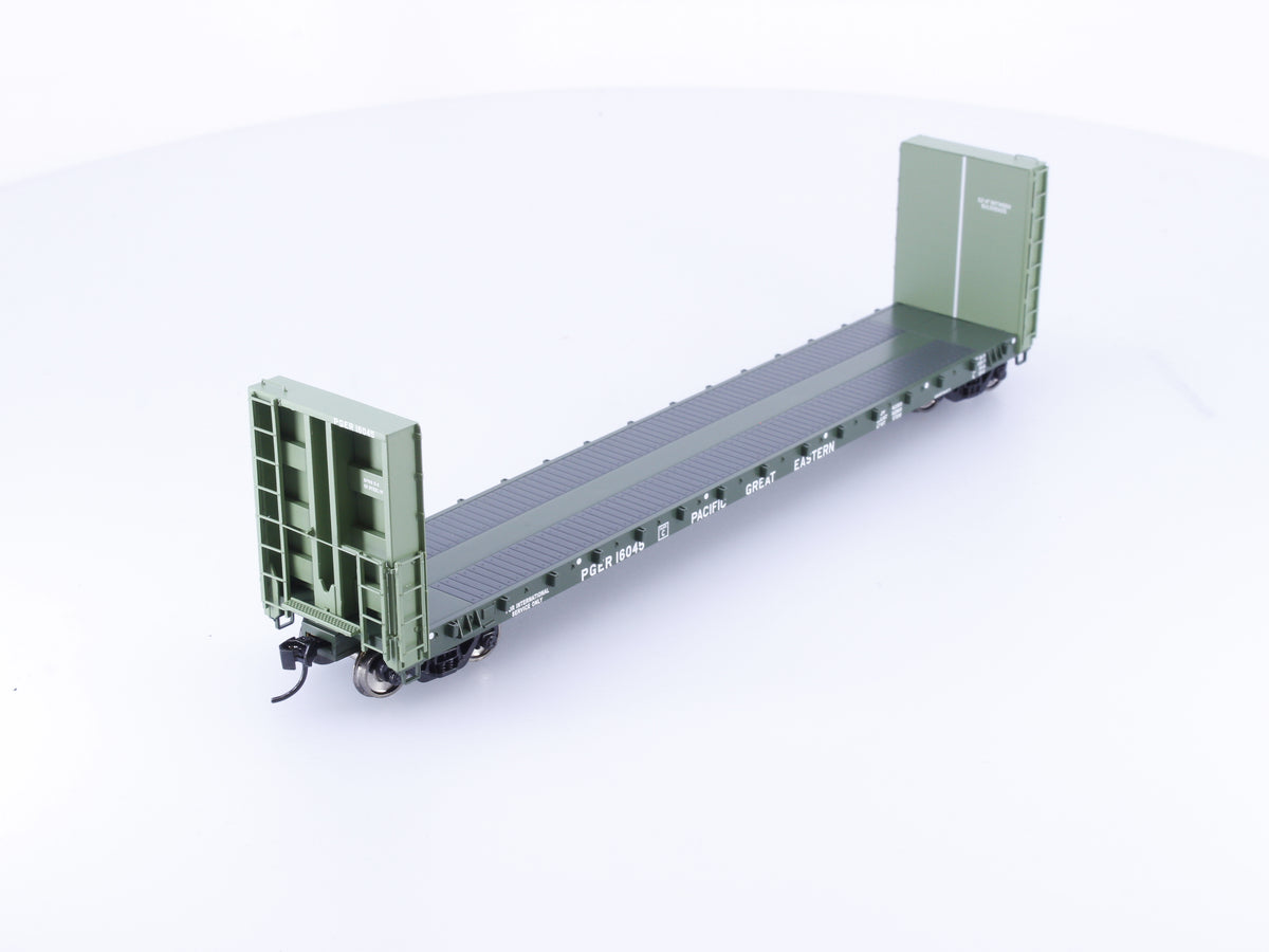 Walthers 920-104308 HO 50' CC&F Bulkhead Flatcar Pacific Great Eastern (PGE) 16045