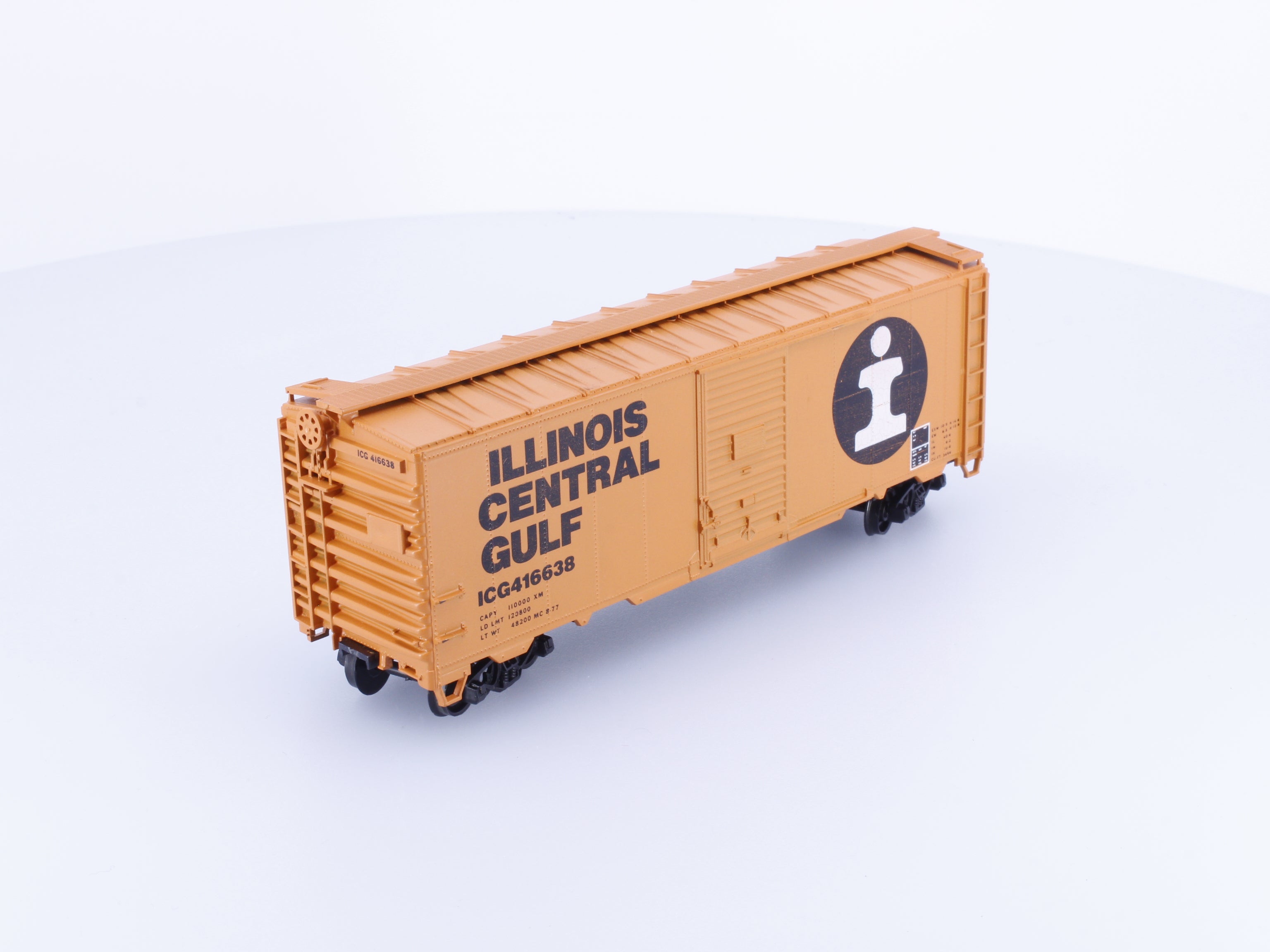 Accurail 1504 HO AAR 40' Steel Box Car Kit Illinois Central (IC) 416638