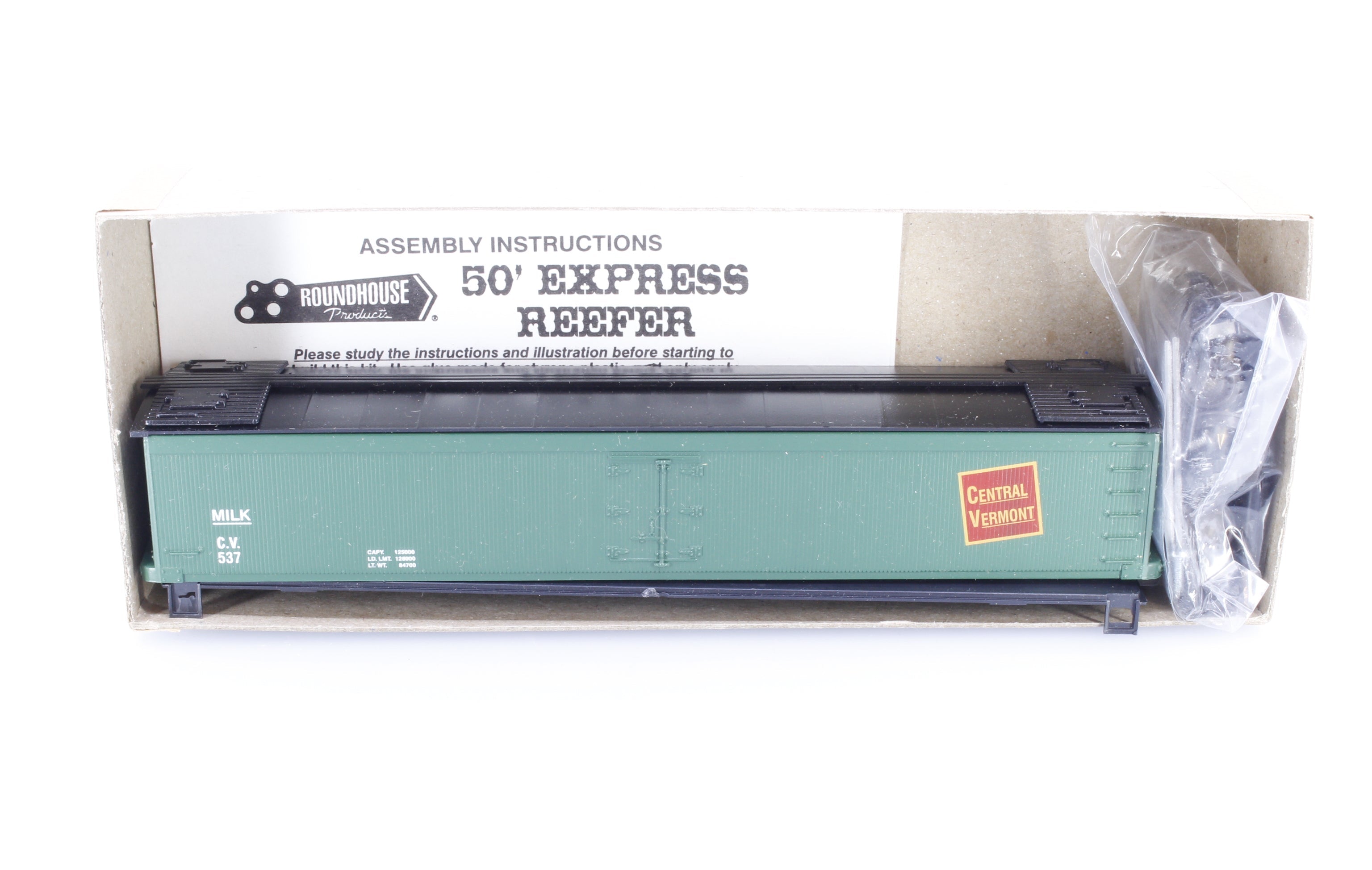 Roundhouse 36003 HO 50' Express Reefer Kit Vermont Railway (VTR) 537