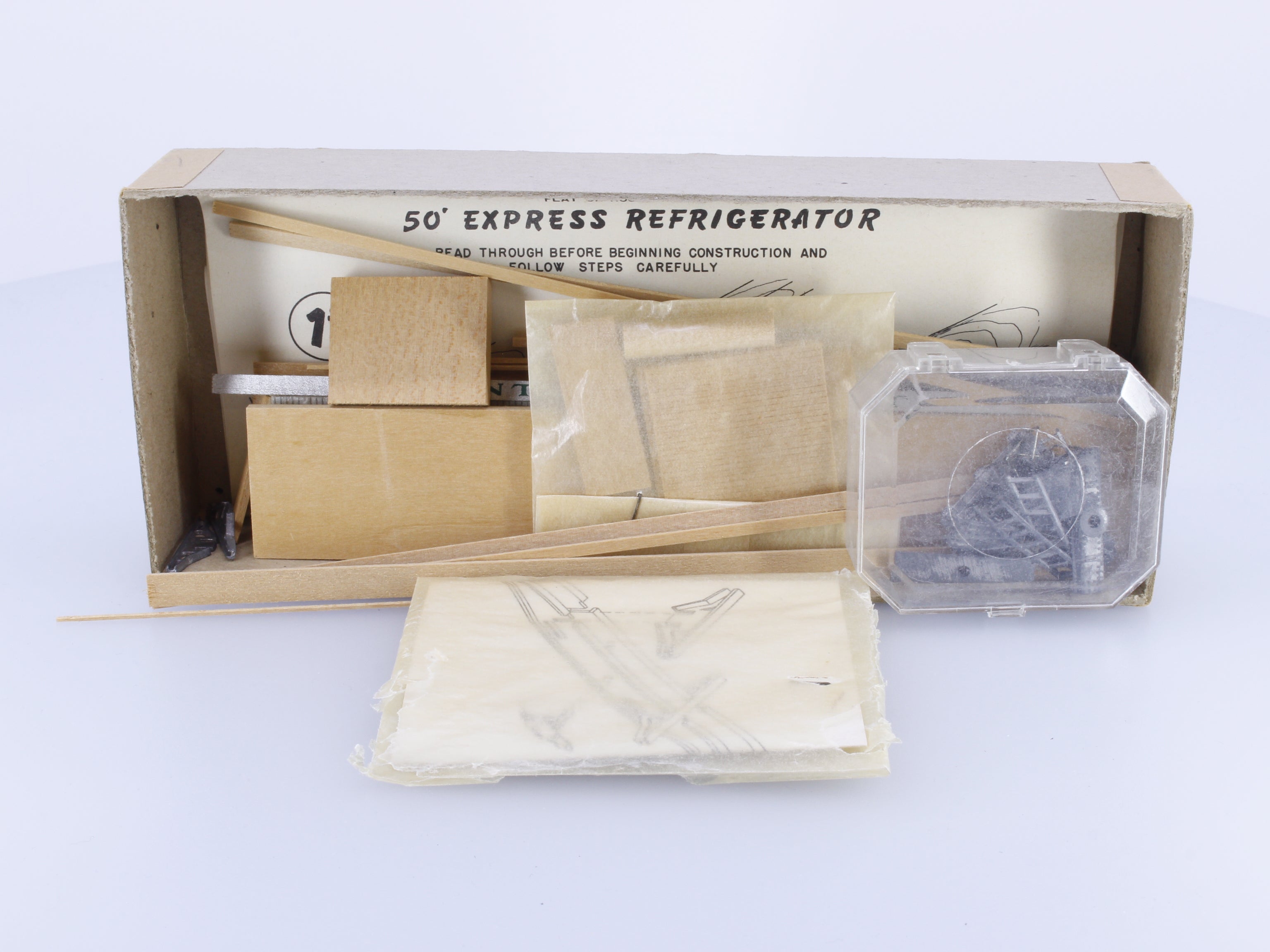 Main Line Models MLM50CV HO 50' Express Reefer Kit Vermont Railway (VTR)