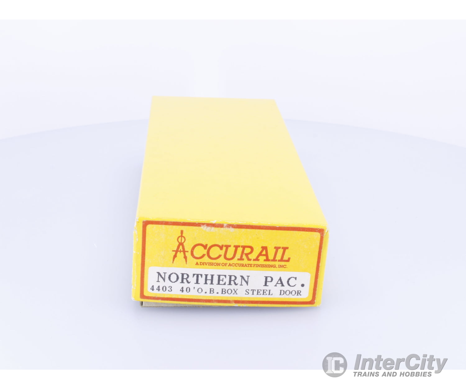 Accurail 4403 HO 40’ Outside Braced Boxcar Steel Doors Kit Northern Pacific (NP) 20101 Freight Cars