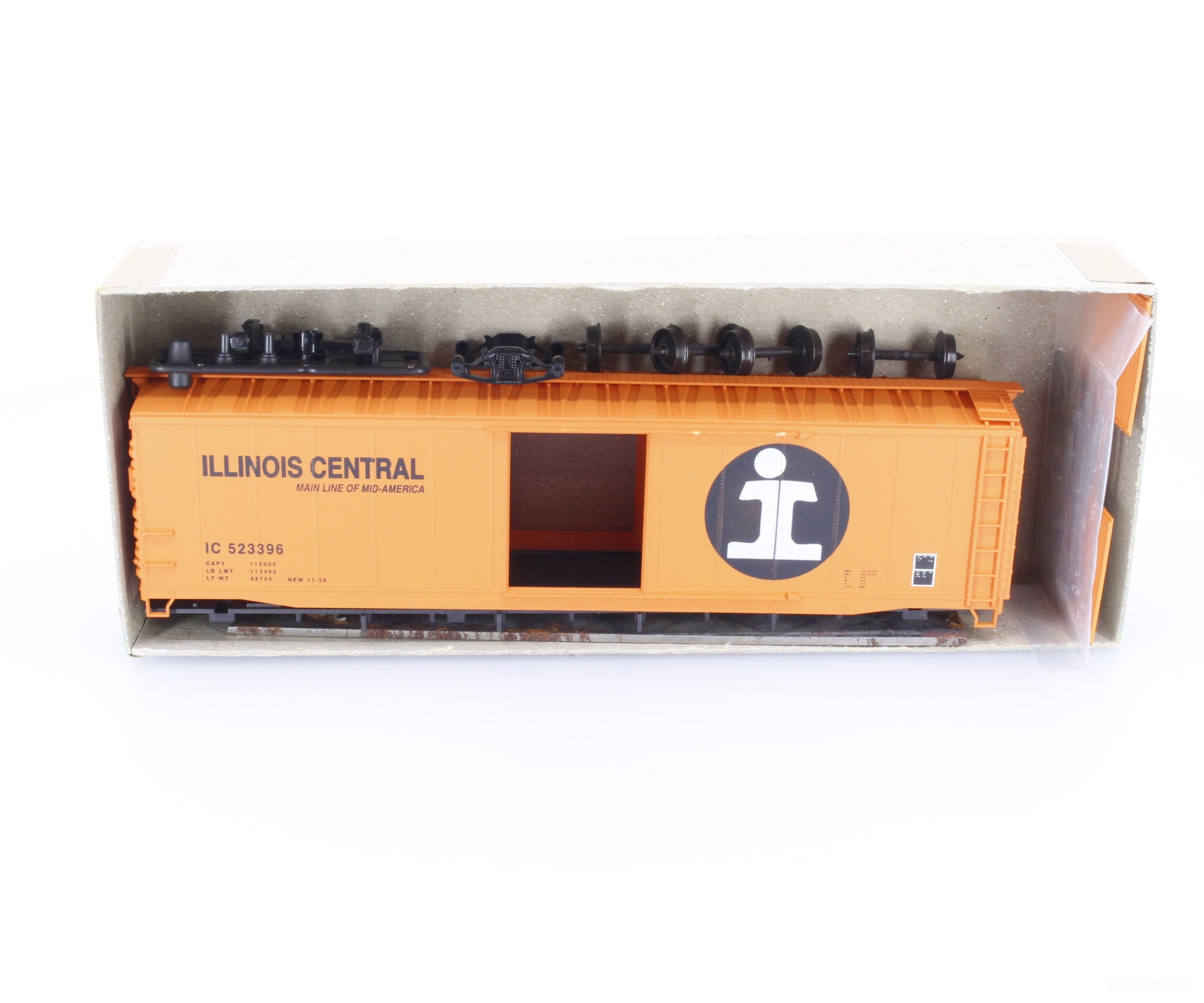 Accurail 5002 HO AAR 50’ Steel Box Car Illinois Central (IC) 523396 Freight Cars