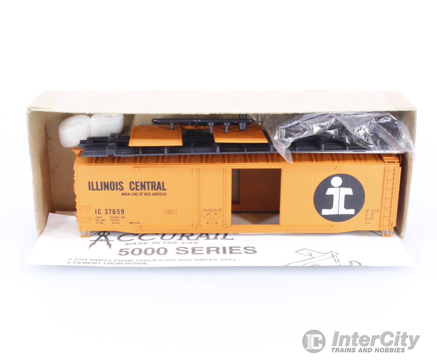 Accurail 5306 HO 50’ Combination Door Box Car Illinois Central (IC) 37659 Freight Cars