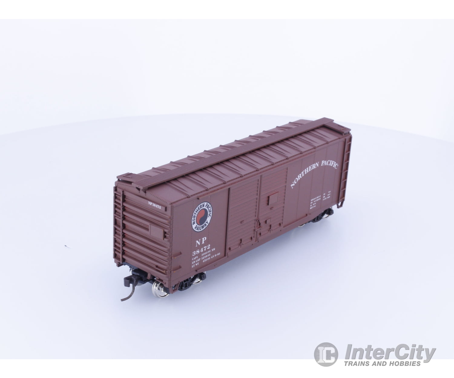 Accurail 93609 HO Accuready 40’ AAR Steel Double Door Boxcar Northern Pacific (NP) 38472 Freight Cars
