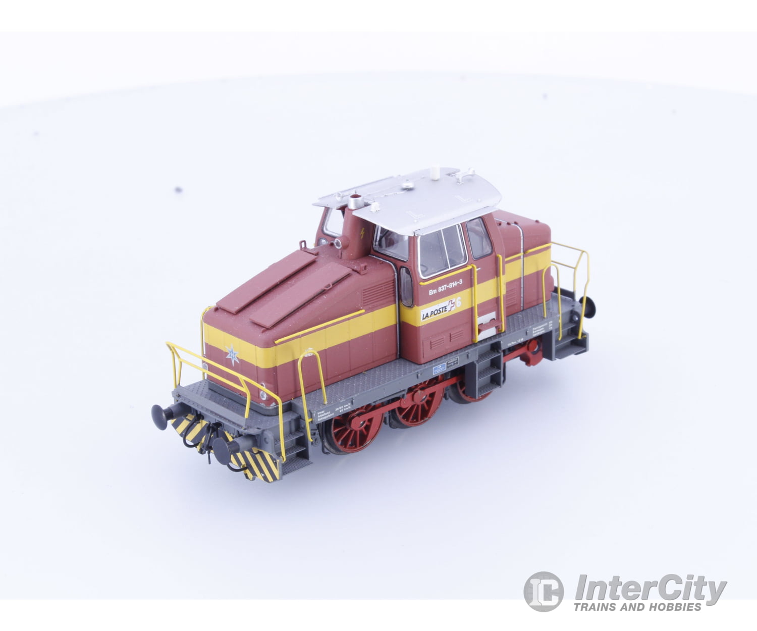 ADE Eisenbahn-Modelle 155002 HO SBB-CFF-FFS DHG 500 C La Poste Diesel Locomotive 814-3 DCC European Locomotives