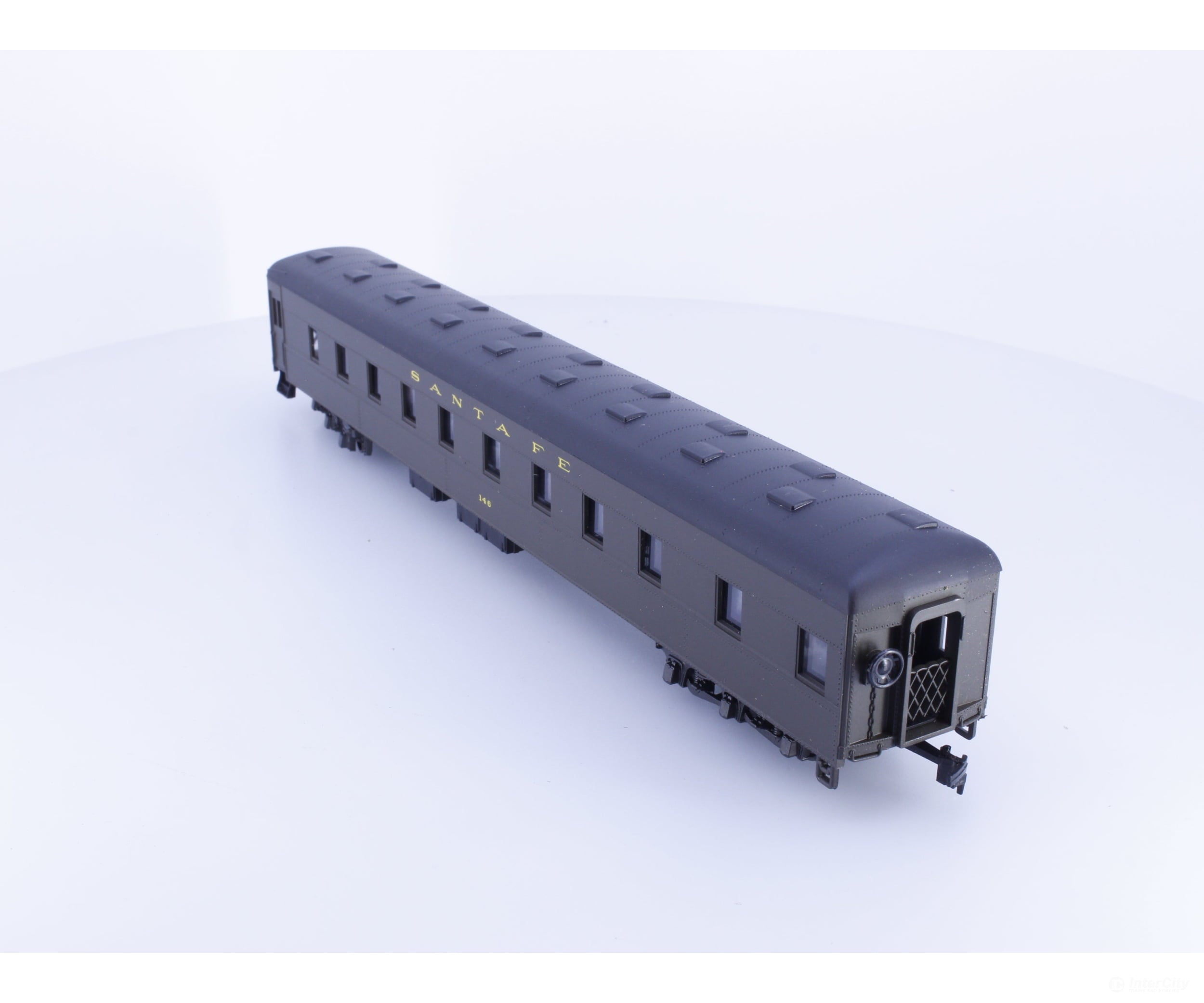 AHM Minitrains 6207 HO Duplex Sleeper Car Santa Fe (SF) 146 - Passenger Cars