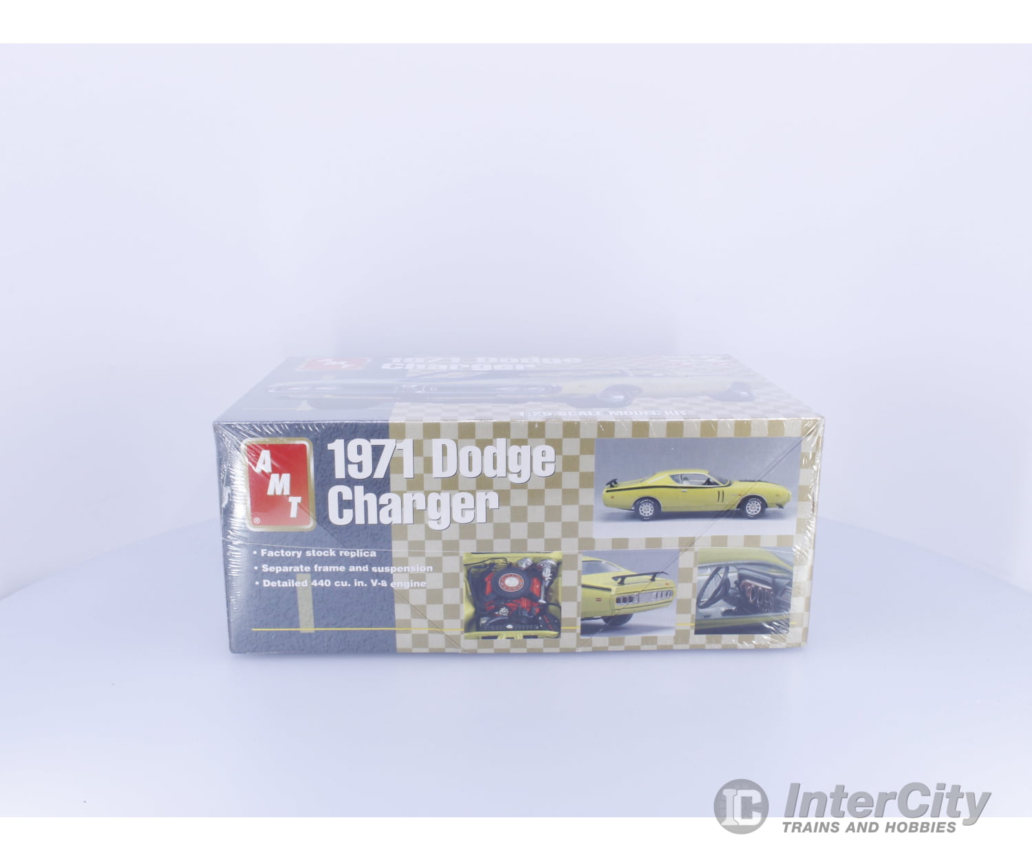 AMT 31253 G 1971 Dodge Charger Plastic Model Kit 1/25 (#2) Plastic Car Model Kits