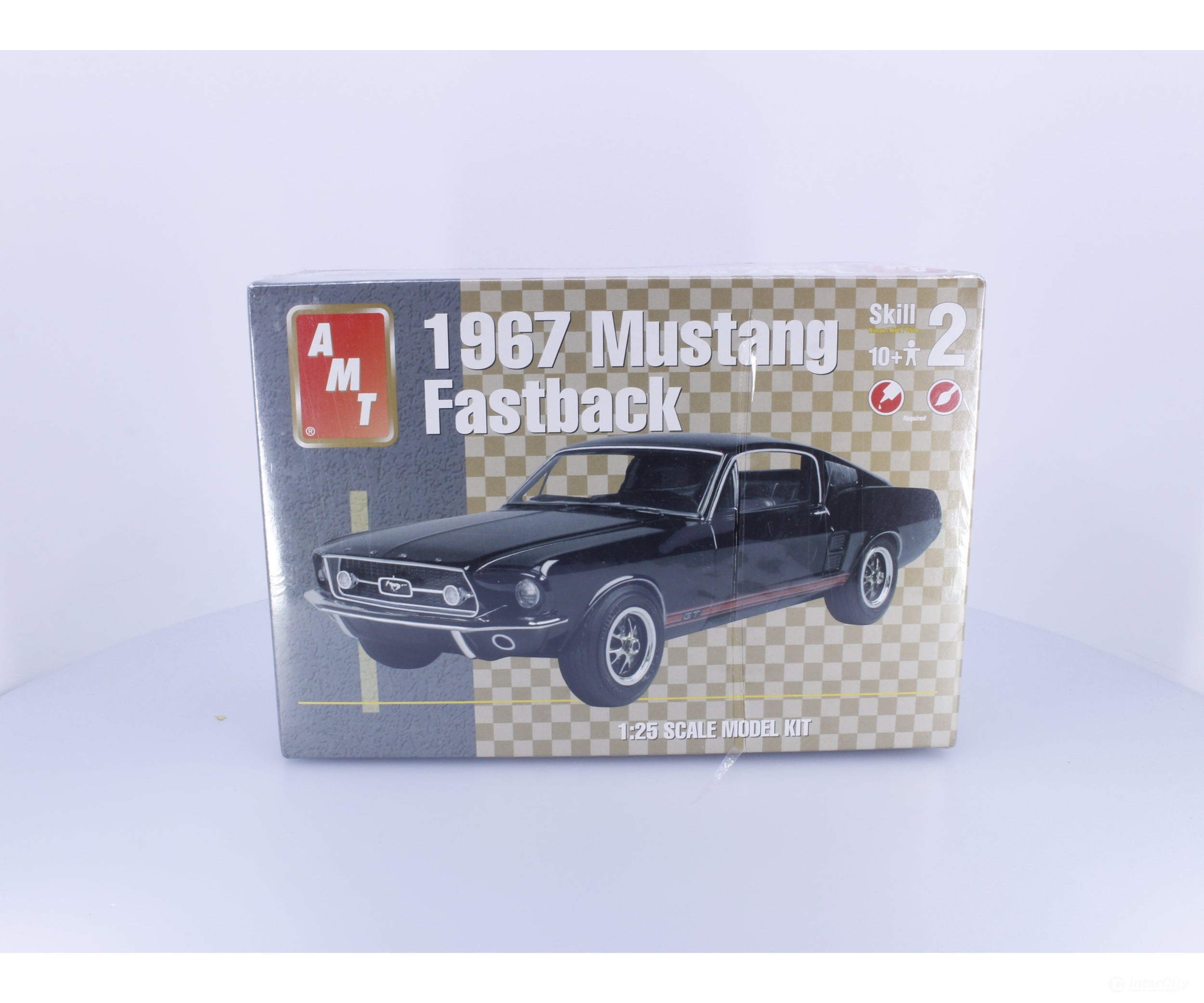 AMT 31635 G 1967 Ford Mustang Fastback Plastic Model Kit 1/25 Cars & Trucks