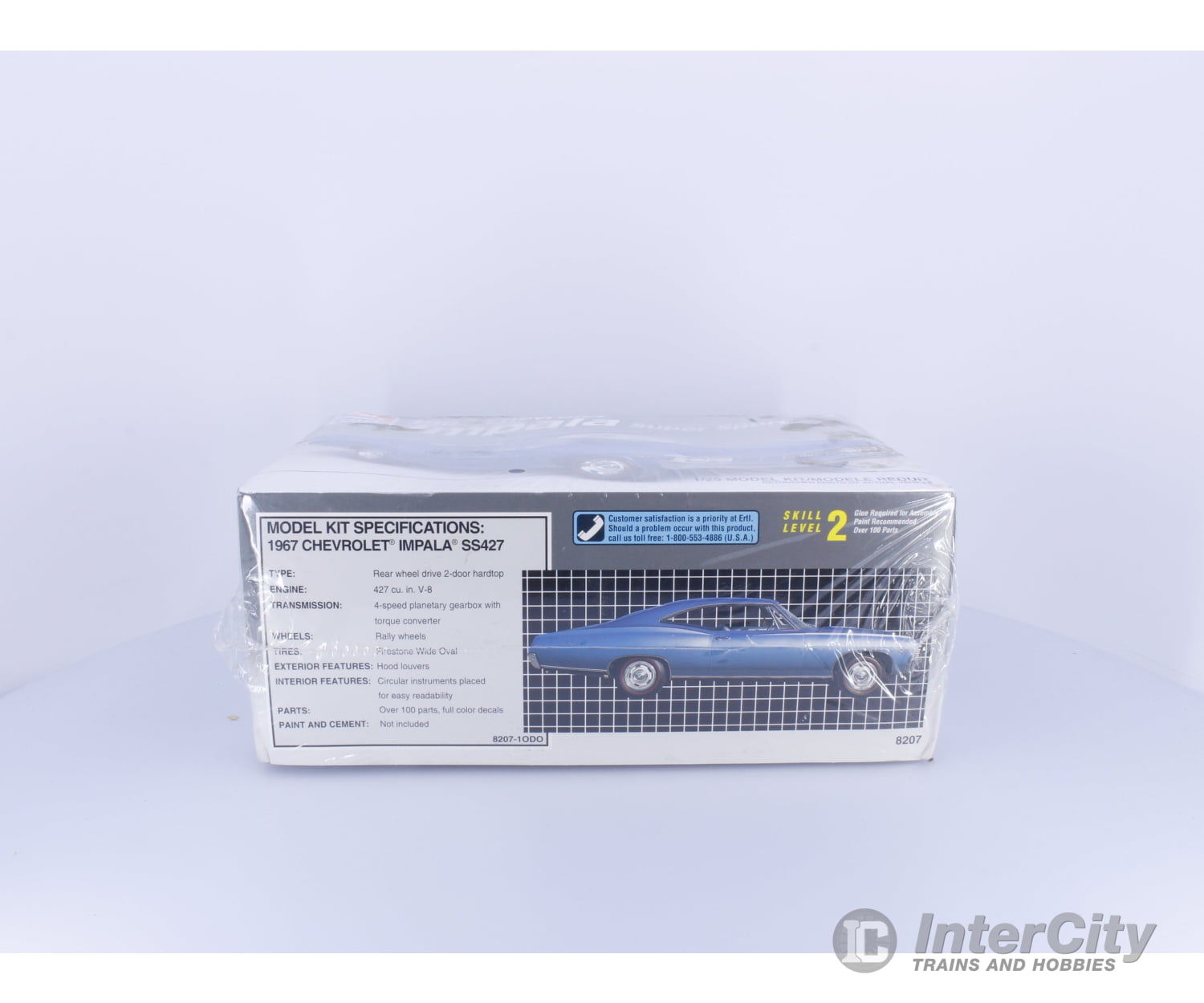 AMT 8207 G 1967 Chevrolet Impala Super Sport Plastic Model Kit 1/25 (#2) Plastic Car Model Kits