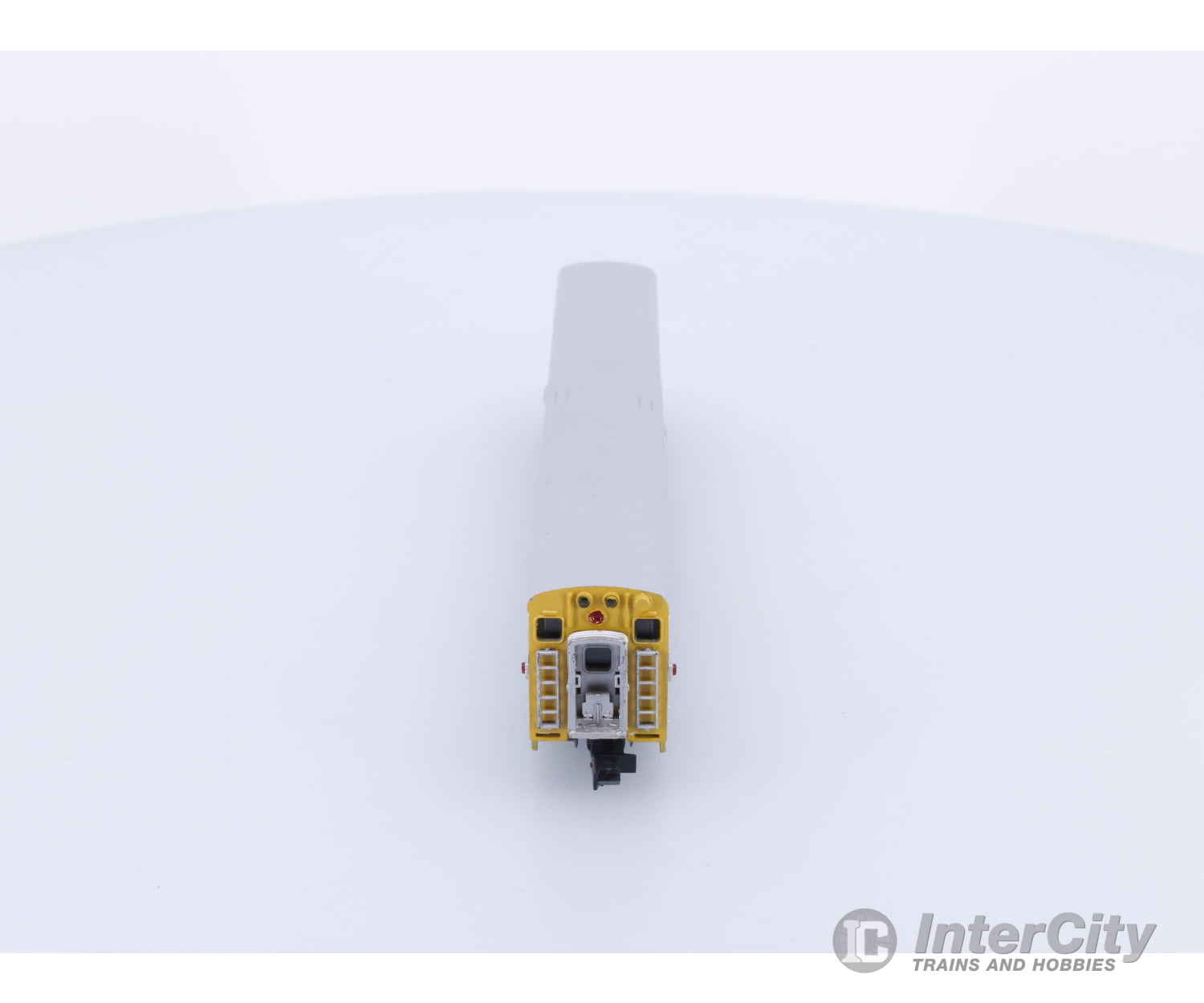 Arnold 0357-C N Double-Decker Passenger Car Undecorated (1) Passenger Cars