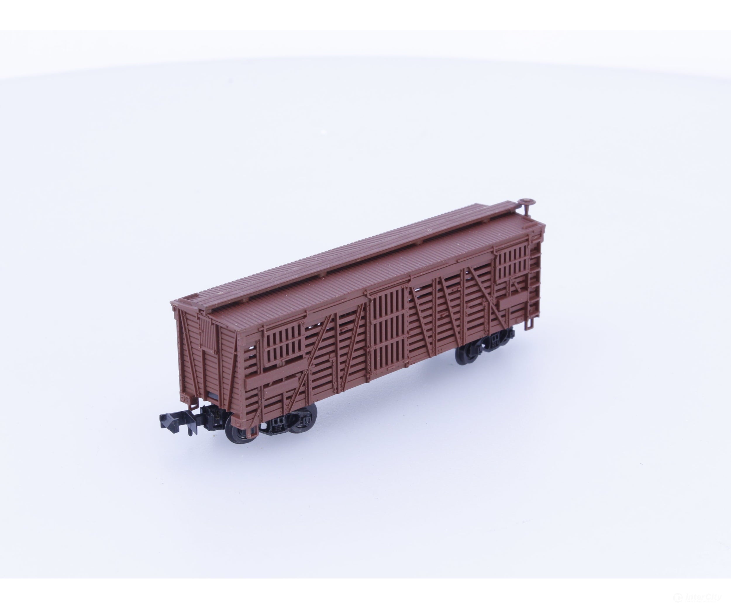 Arnold 0482-L N 40’ Stock Car #2 Undecorated Freight Cars