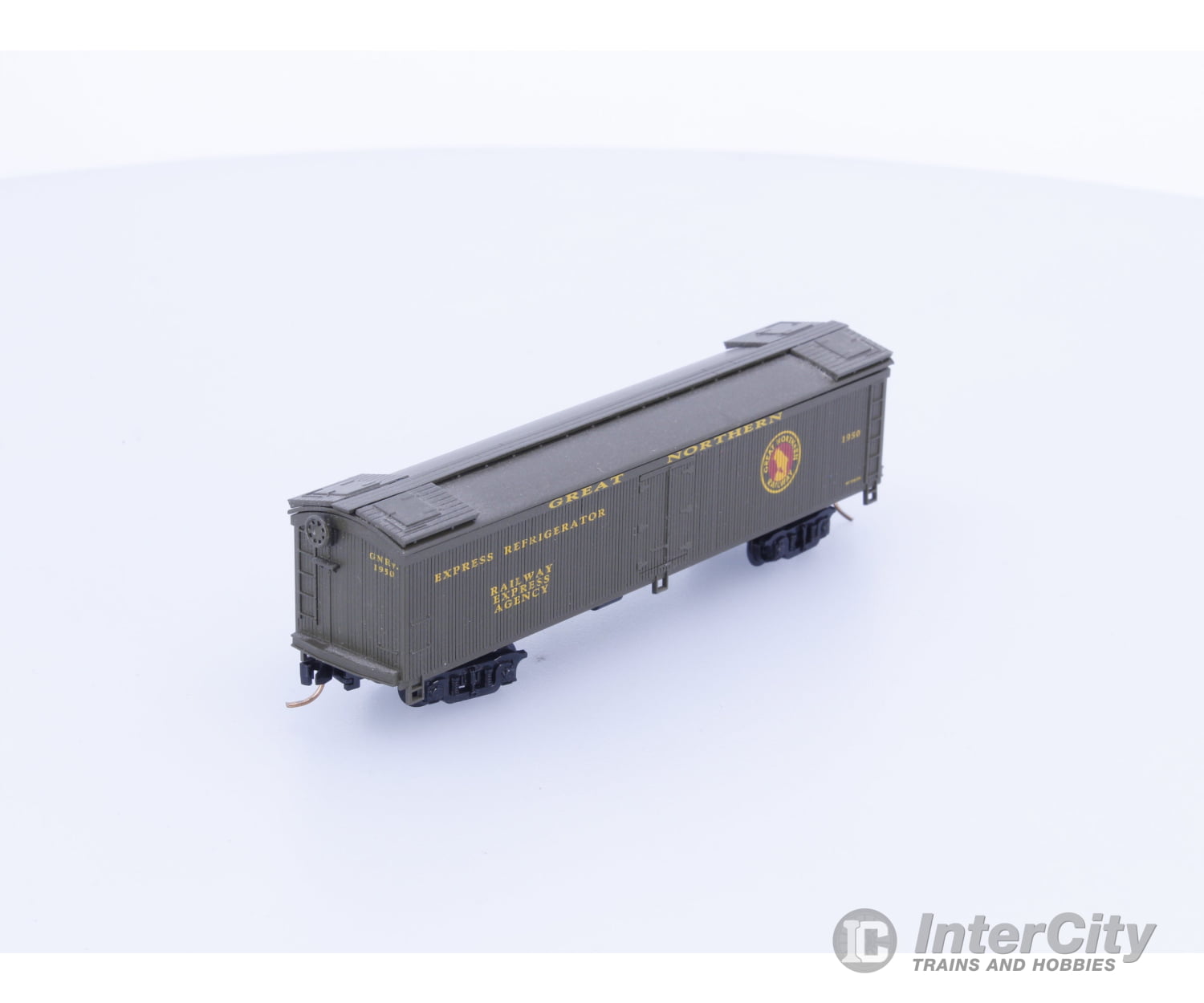 Arnold 5247 N Railway Express Reefer Great Northern (GN) 1950 Freight Cars