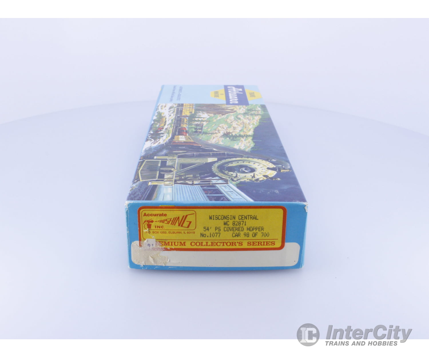 Athearn 1077 HO 54’ PS Covered Hopper Kit Wisconsin Central (WC) 82871 Freight Cars