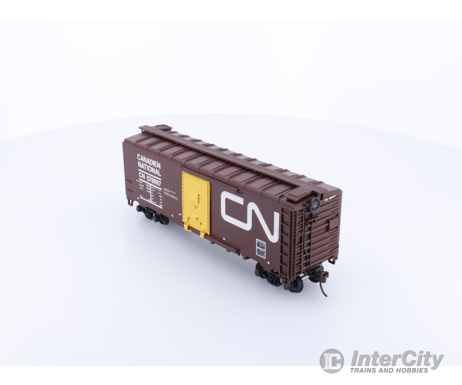 Athearn 111 HO Candian National 40ft boxcar With yellow door Canadian National (CN) 576697 Freight Cars