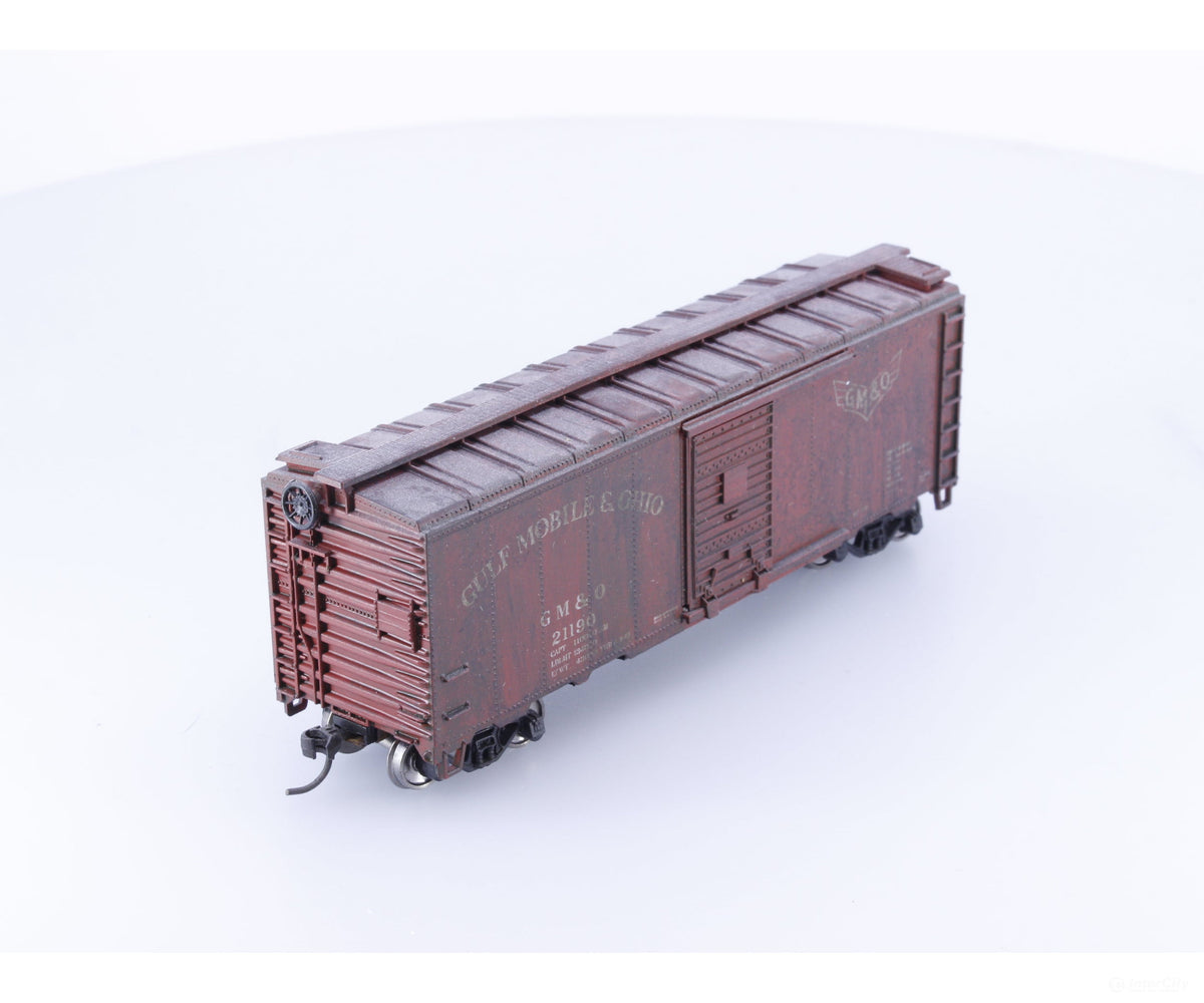 Athearn 1201 HO 40’ Box Car Weathered Gulf Mobile & Ohio (GMO) 21190 - Freight Cars