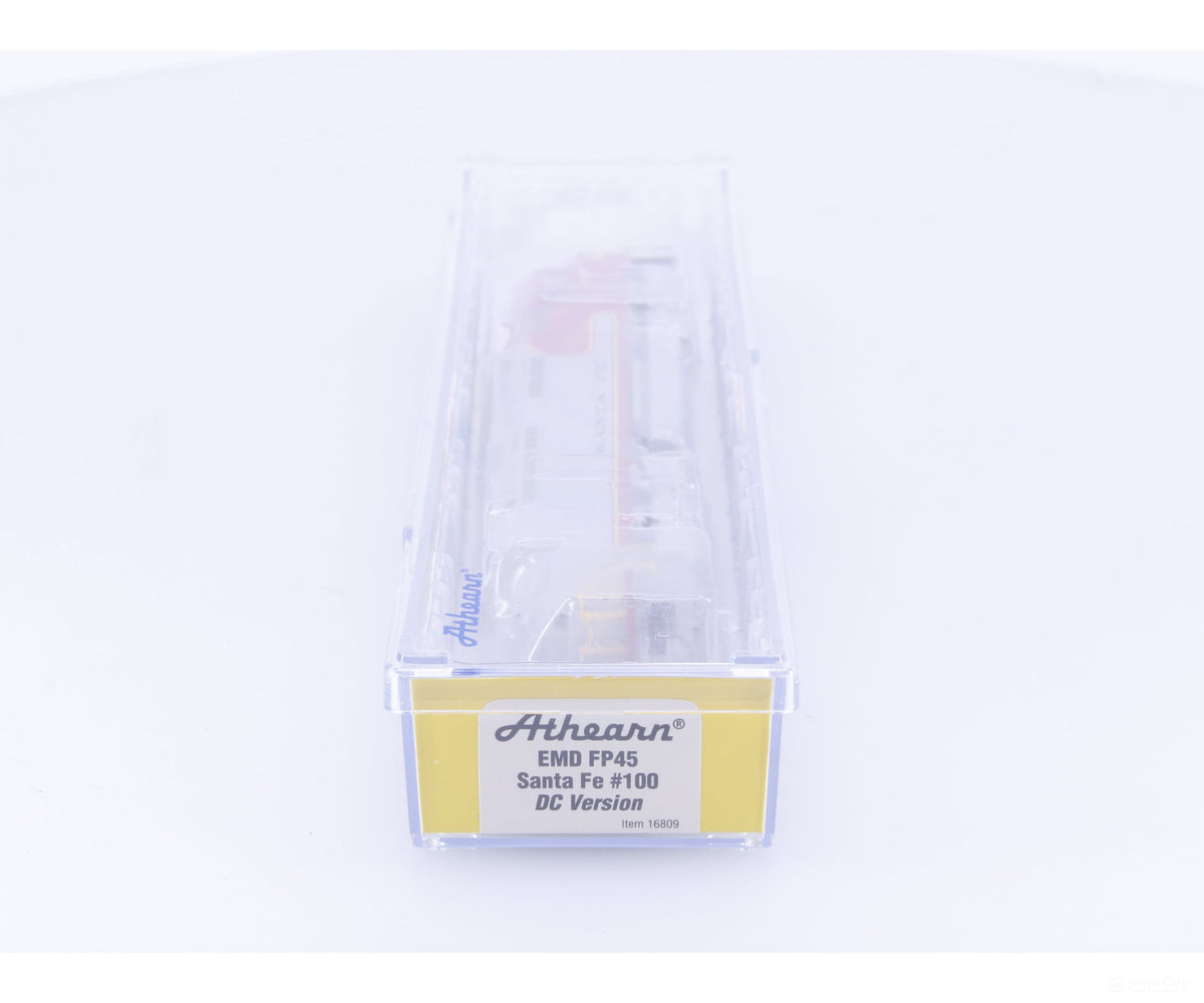 Athearn 16809 N EMD FP45 Diesel Locomotive Santa Fe (SF) 100 Analog DC - Locomotives