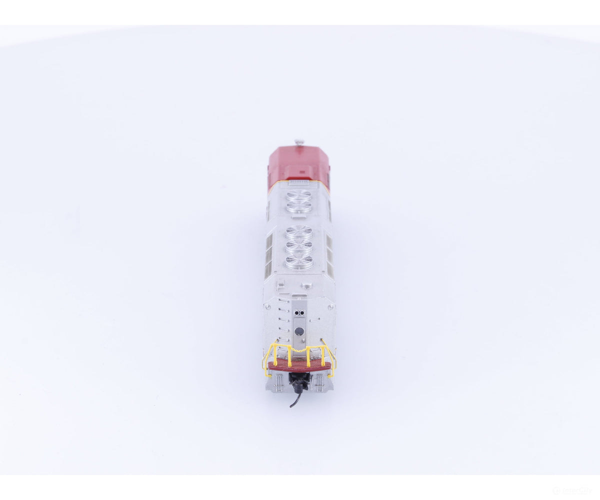 Athearn 16809 N EMD FP45 Diesel Locomotive Santa Fe (SF) 100 Analog DC - Locomotives