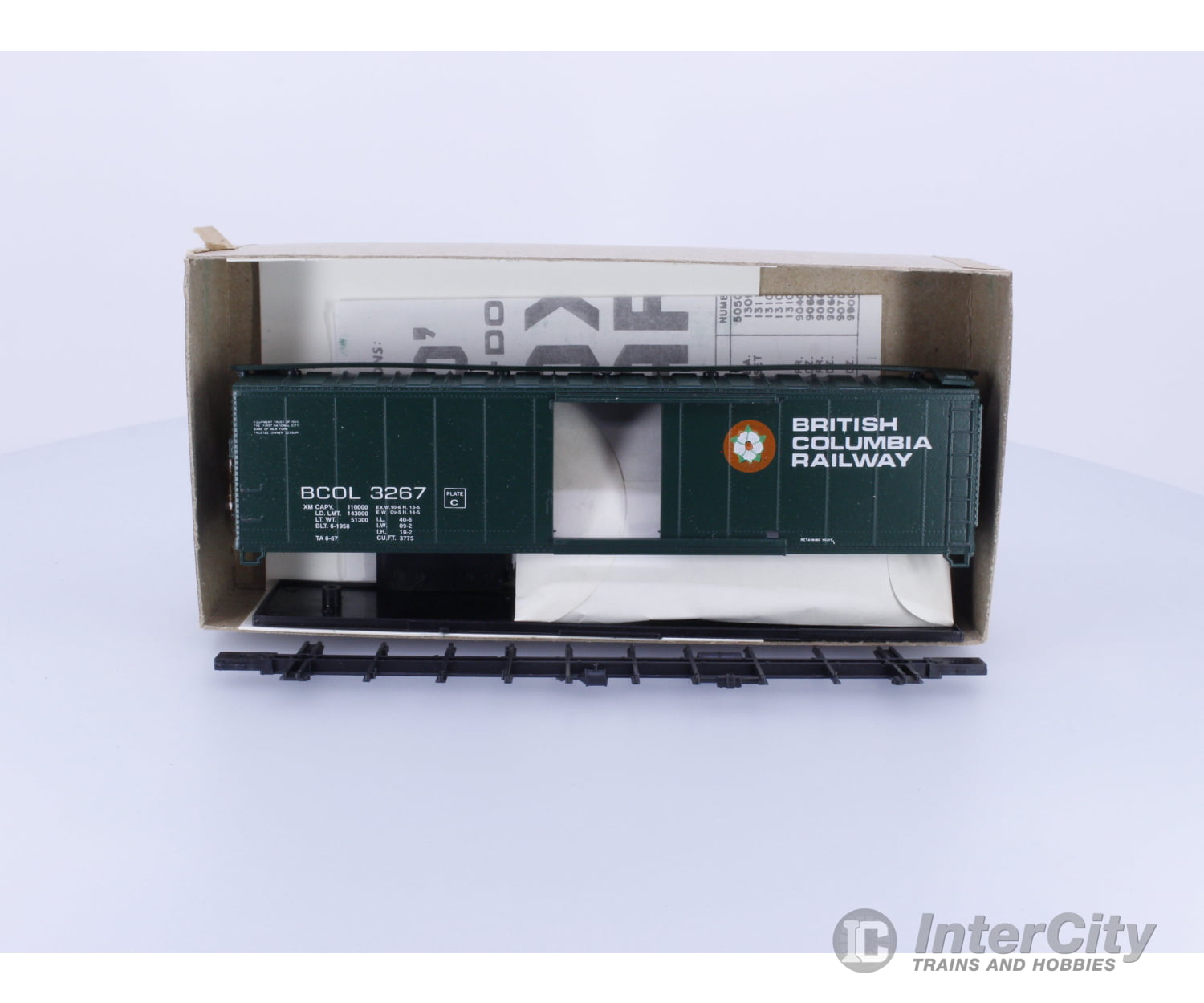 Athearn 1763 HO 50’ Single Door Box Car Kit BC Rail (BCOL) 3267 Freight Cars
