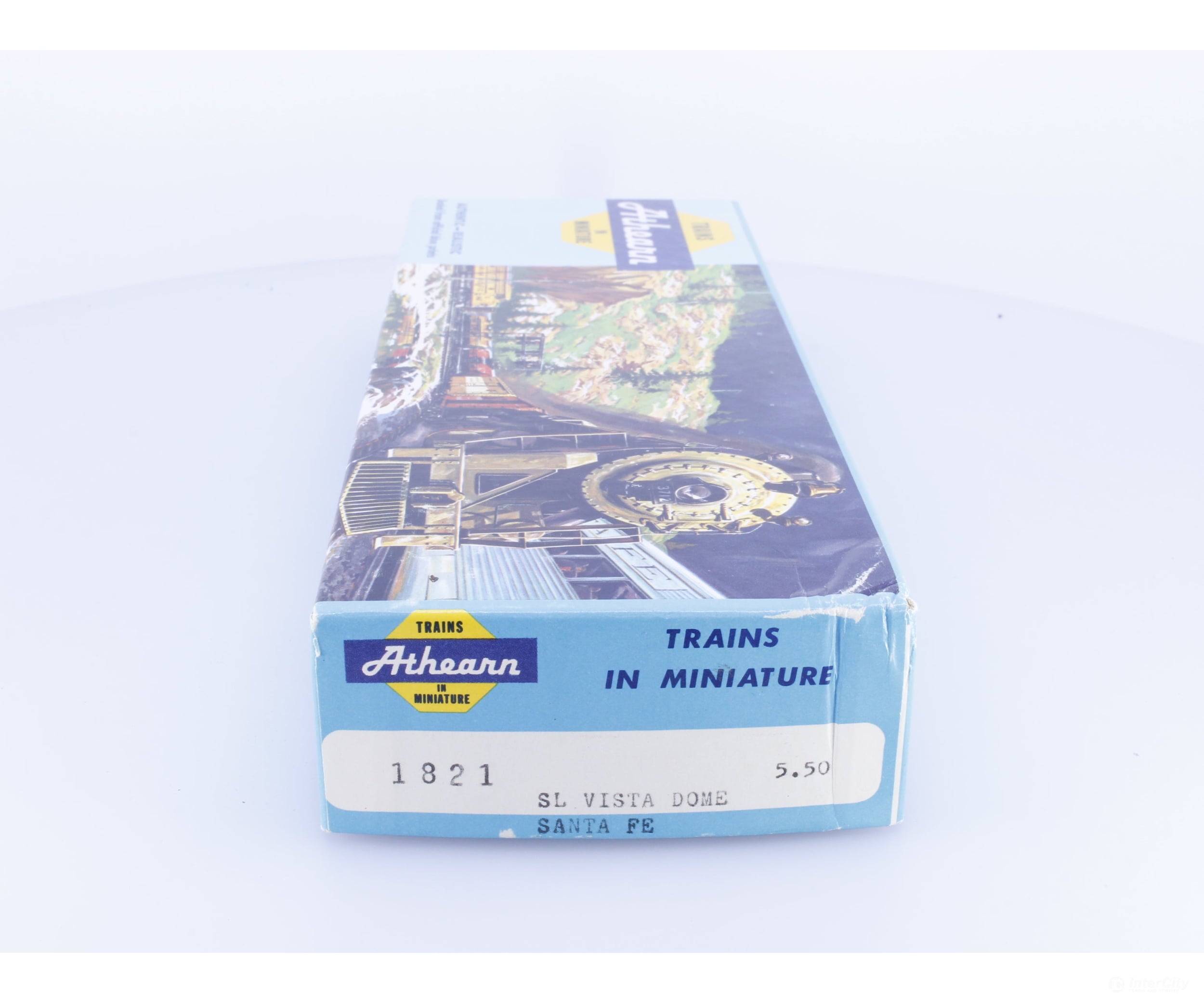 Athearn 1821 HO Vista Dome Passenger Car Santa Fe (SF) 500 - Passenger Cars