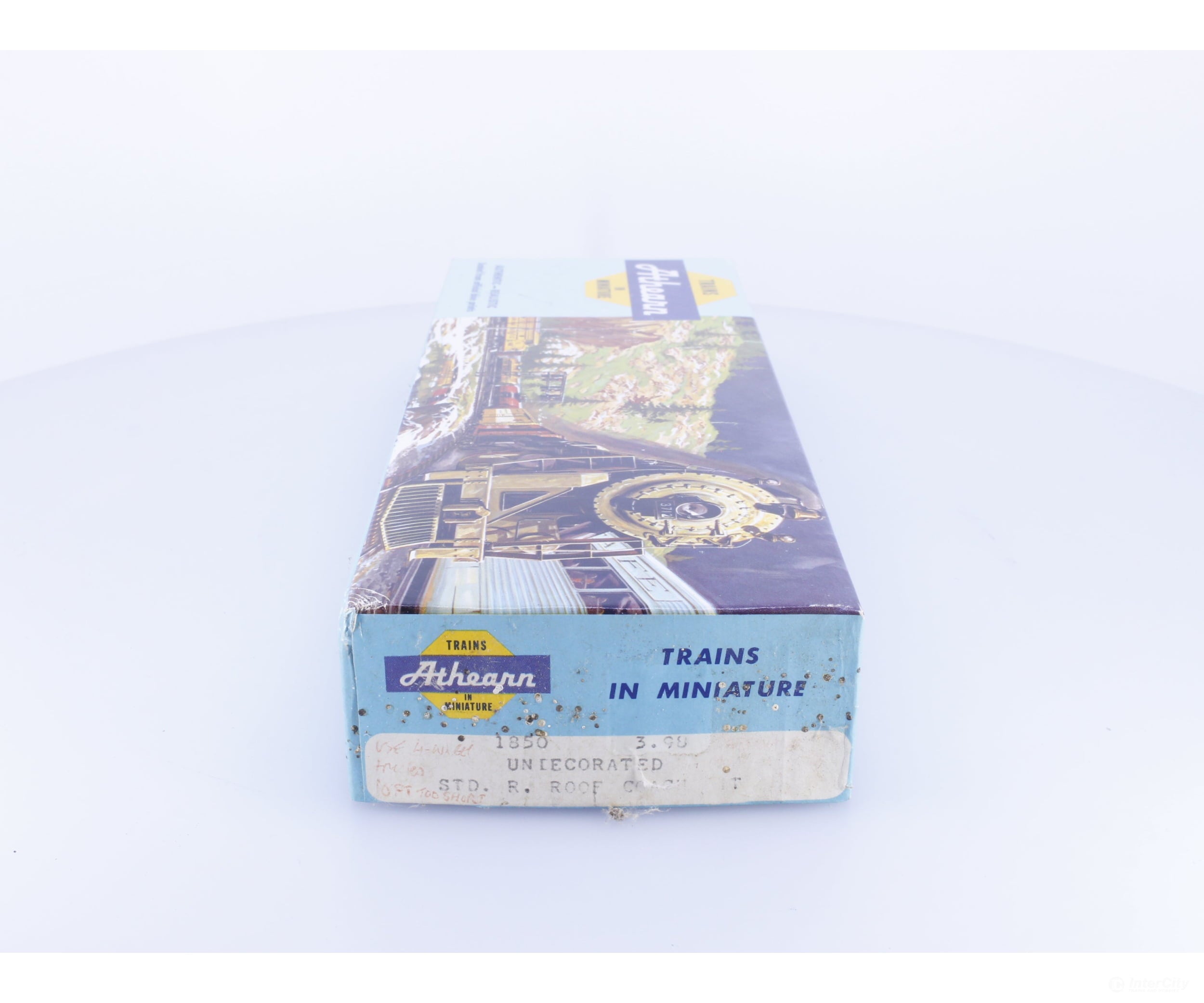 Athearn 1850 HO Standard Roof Passenger Coach Kit #2 Undecorated - Passenger Cars