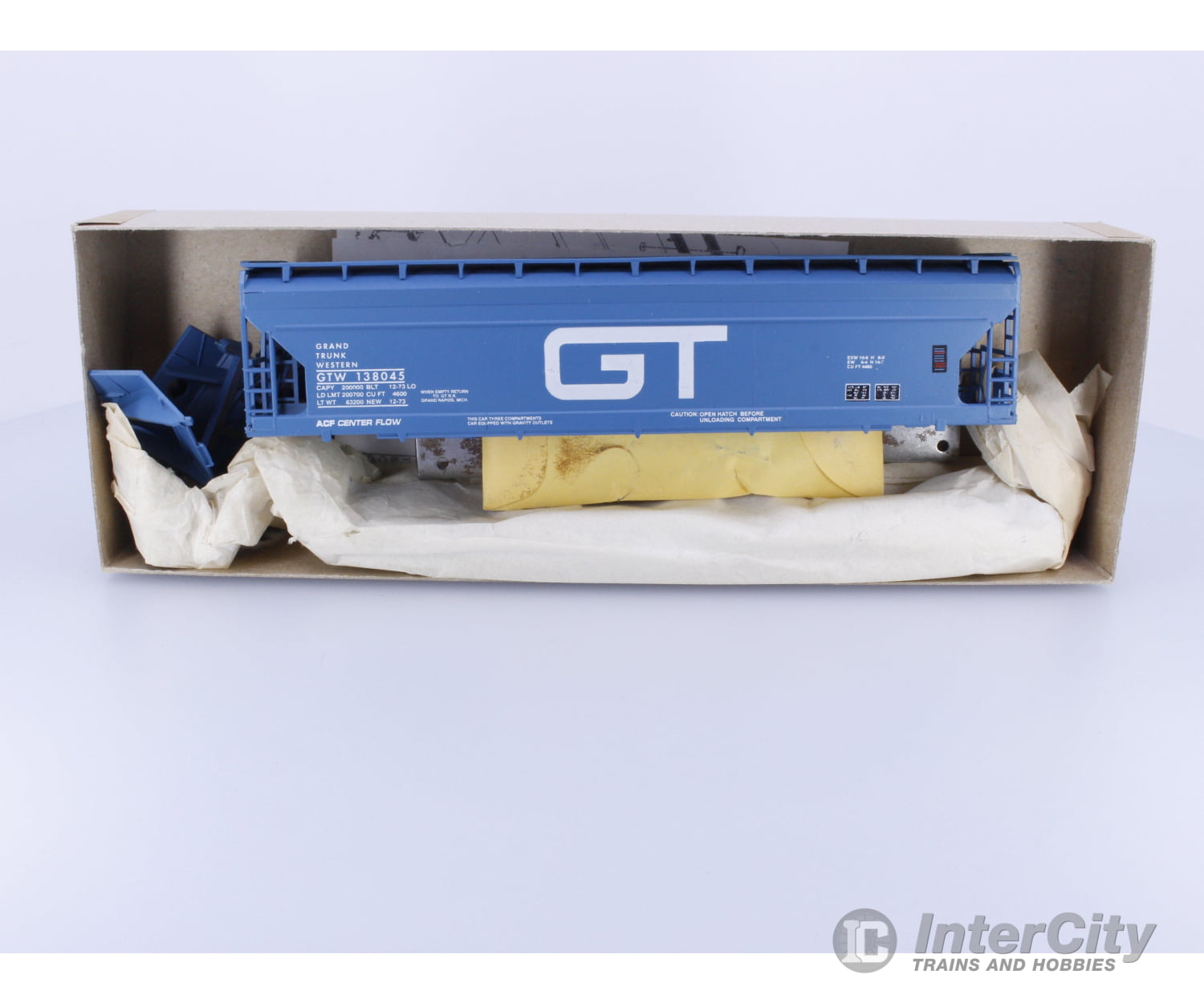 Athearn 1965 HO 55’ ACF Center Flow Hopper Kit Grand Trunk Western (GTW) 138045 Freight Cars