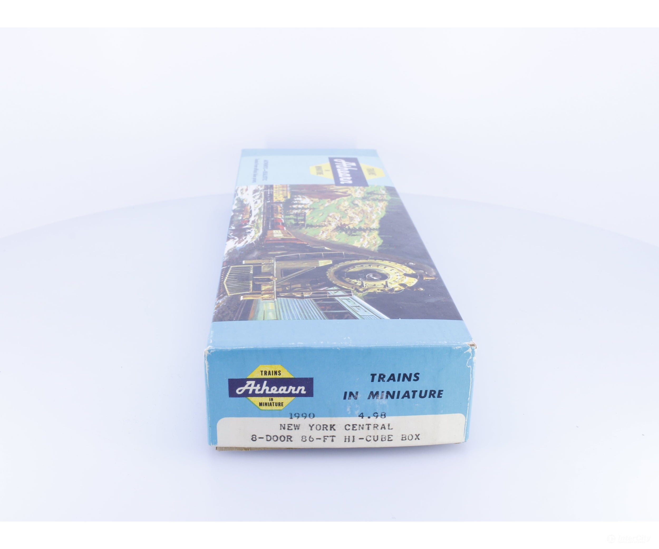 Athearn 1990 HO 86’ 8 Door Hi-Cube Boxcar New York Central (NYC) 67628 - Freight Cars