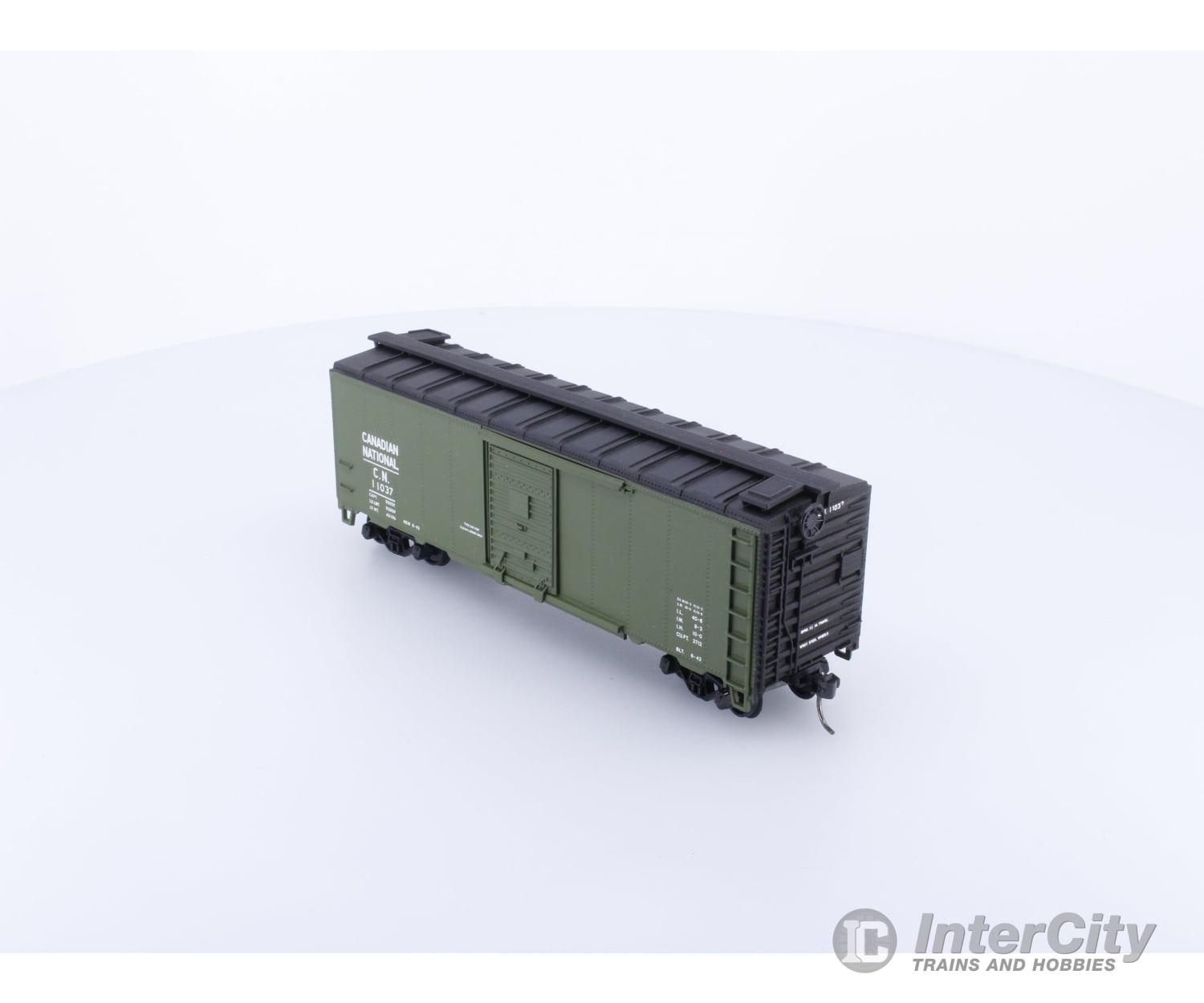Athearn 2001 HO 40’ Box Car Canadian National (CN) 11037 Freight Cars