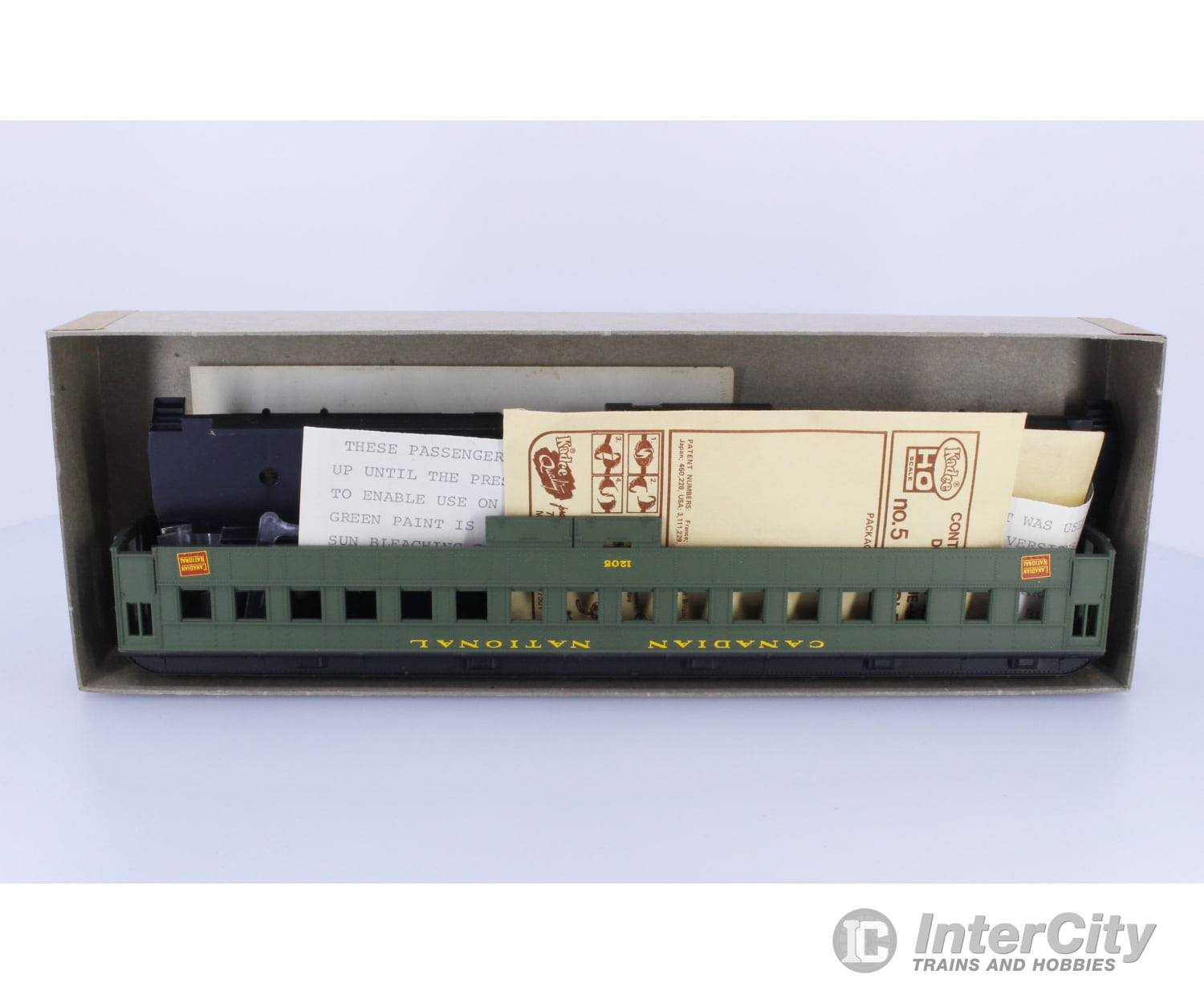 Athearn 2016 HO Clerestory Roff Coach Kit Canadian National (CN) 1205 Passenger Cars