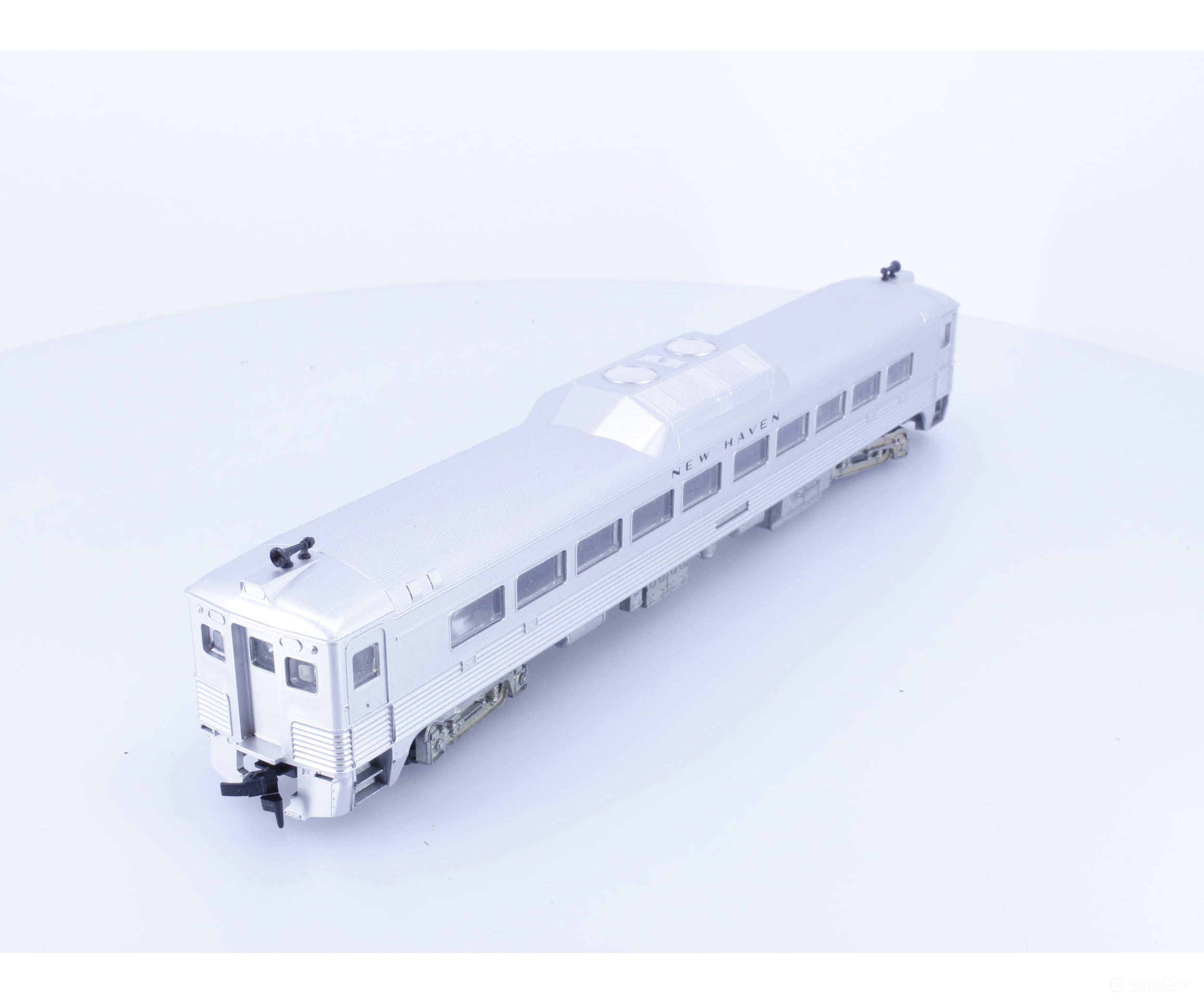 Athearn 2072 HO RDC-1 Rail Car Dummy New York New Haven and Hartford Railroad (NH) - Locomotives