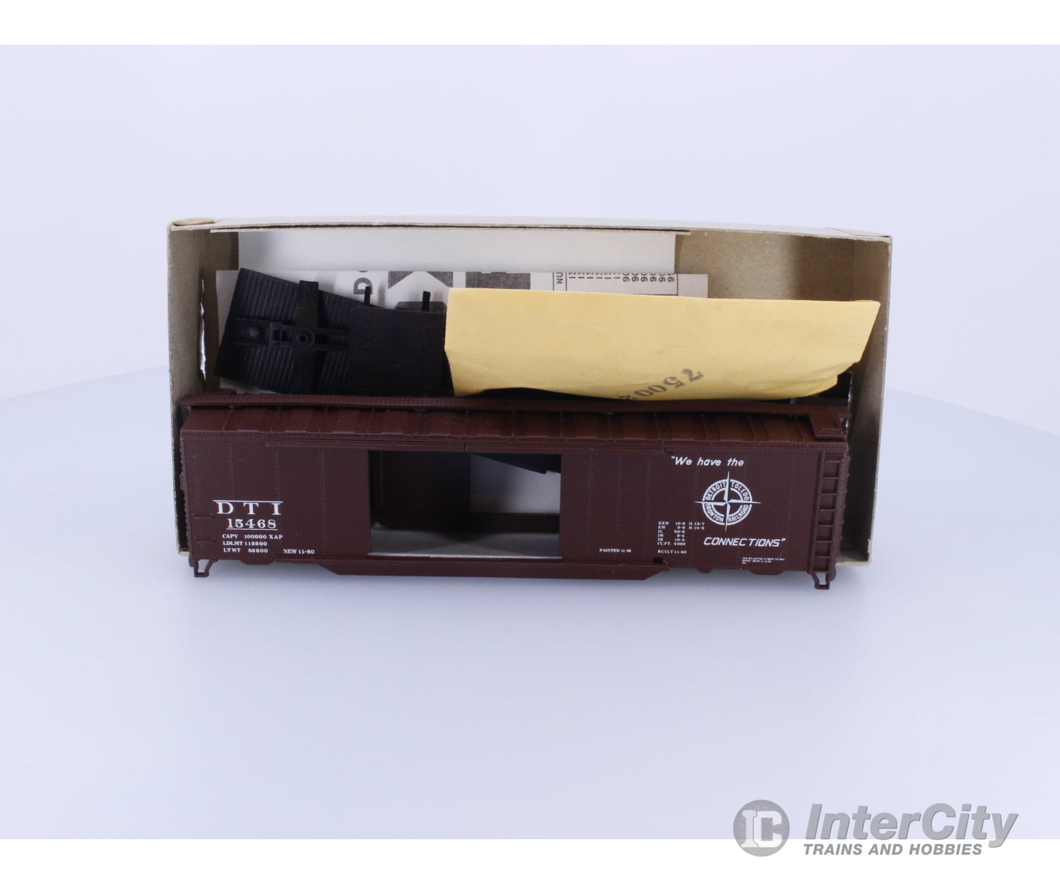 Athearn 2345-1 HO 50’ Double Door Boxcar Kit Detroit Toledo and Ironton (DTI) 15468 Freight Cars