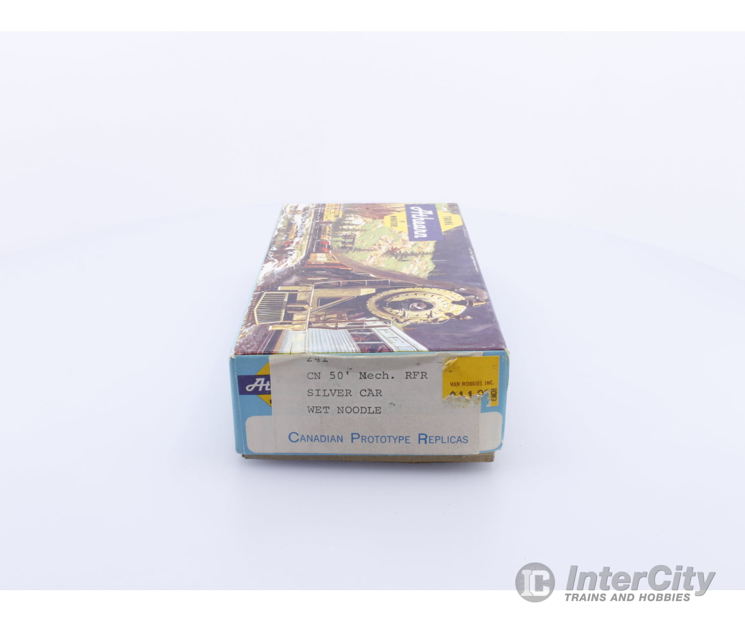 Athearn 241 HO 50’ Mechanical Reefer Kit Canadian National (CN) 235152 Freight Cars