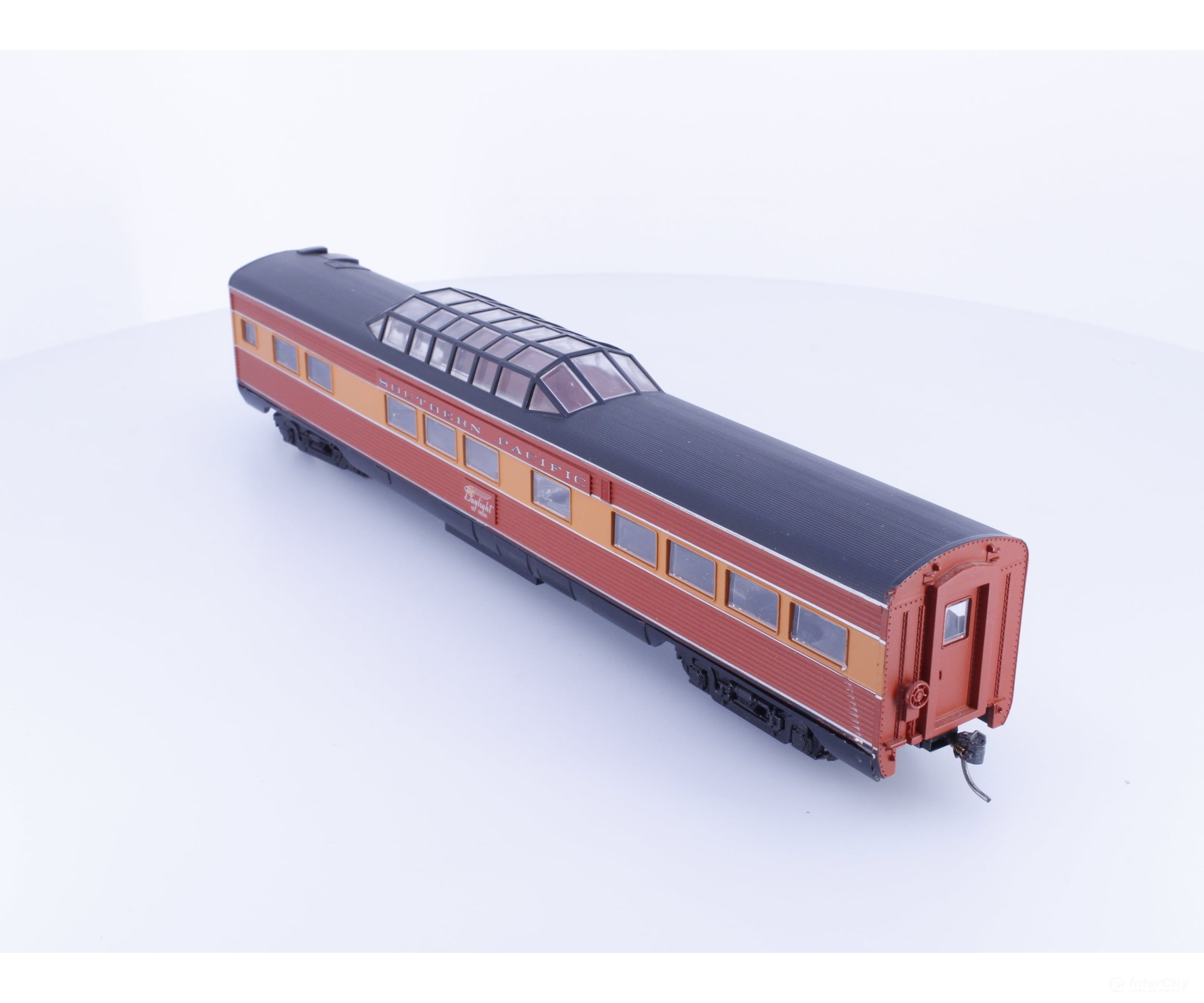 Athearn 29.95 HO 72’ Daylight Vista Dome Unlighted Southern Pacific (SP) 3606 Passenger Cars