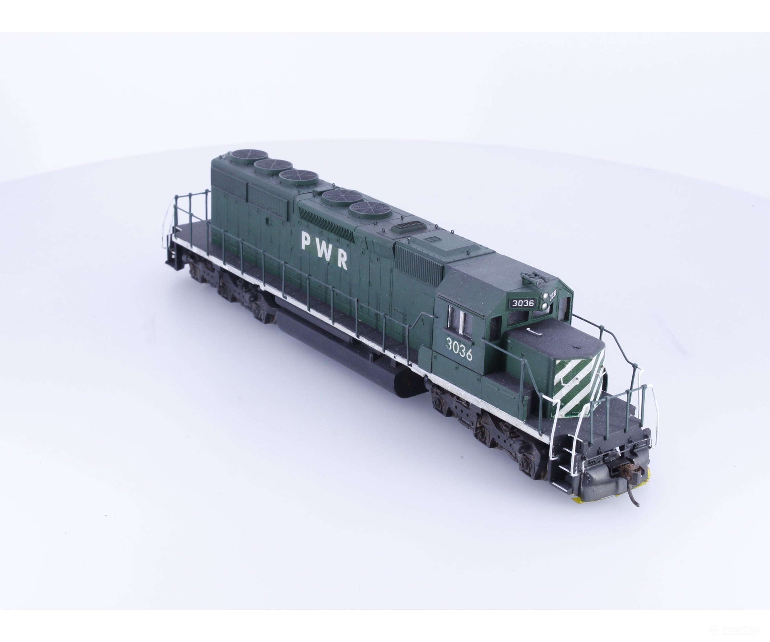 Athearn 3036 HO SD40-2 Dummy Diesel Locomotive Pacific Western Railway (PWR) 3036 - Locomotives