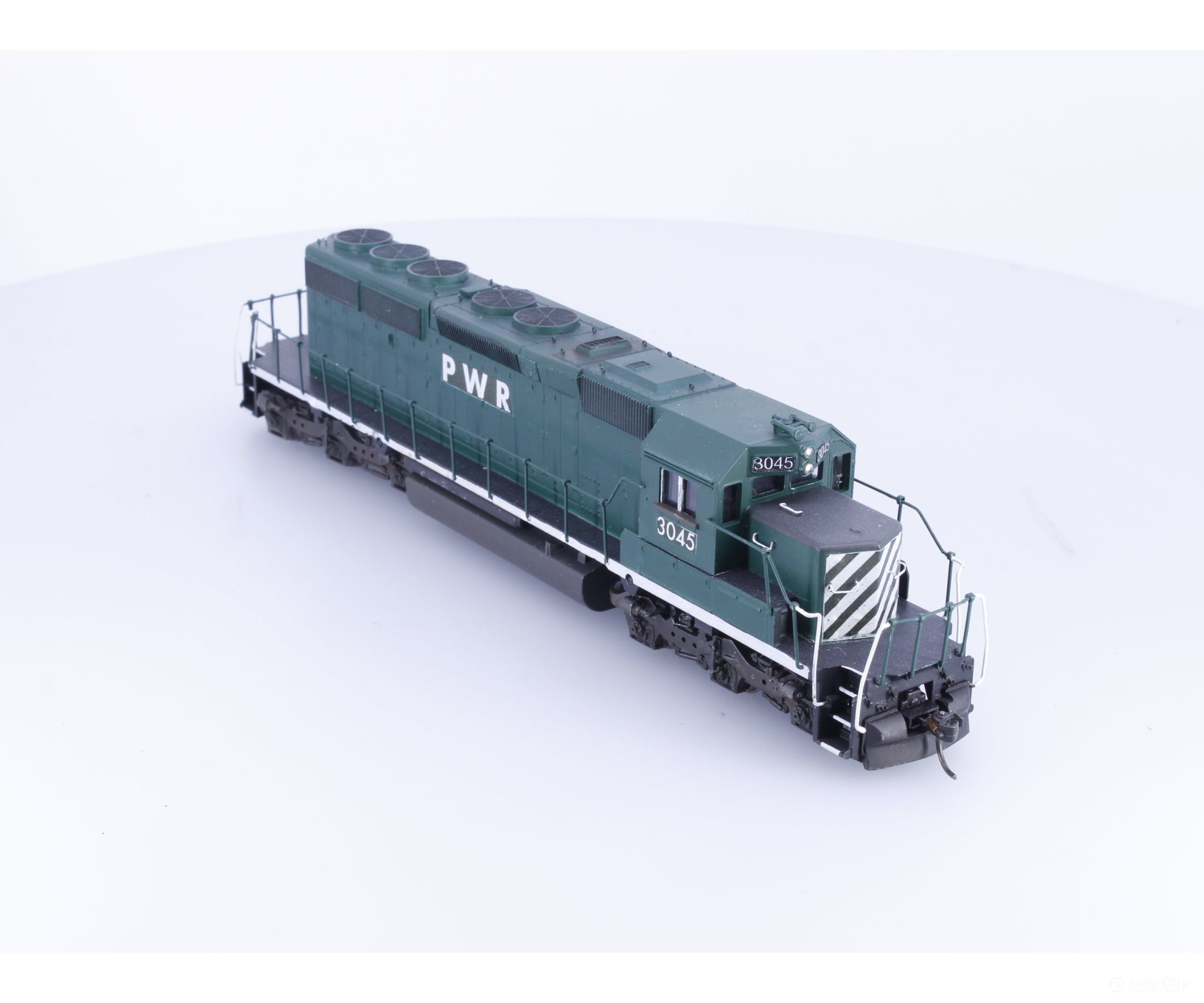 Athearn 3045 HO SD40-2 Diesel Locomotive Pacific Western Railway (PWR) 3045 DCC - Locomotives