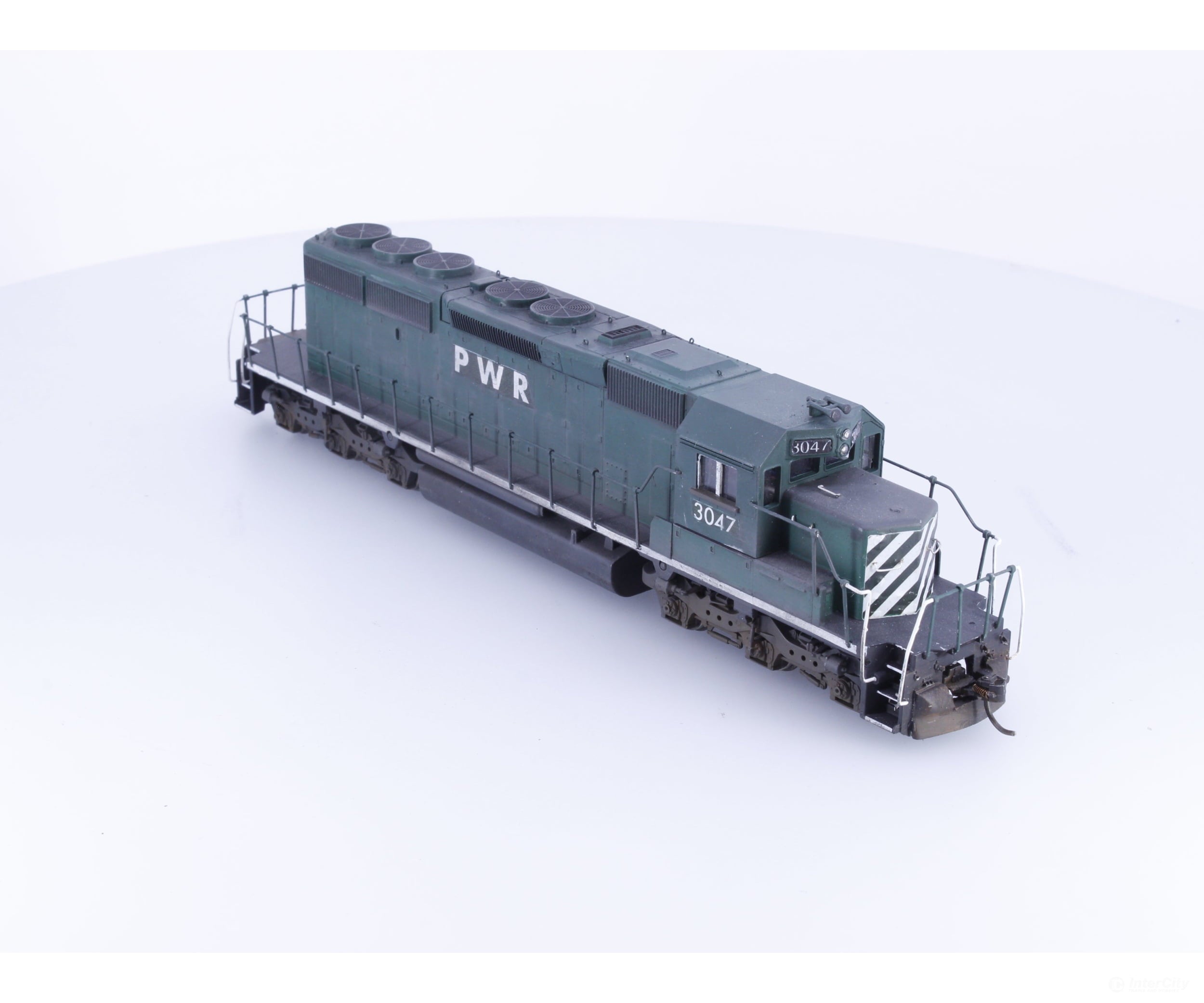 Athearn 3047 HO SD40-2 Diesel Locomotive Pacific Western Railway (PWR) 3047 DCC - Locomotives