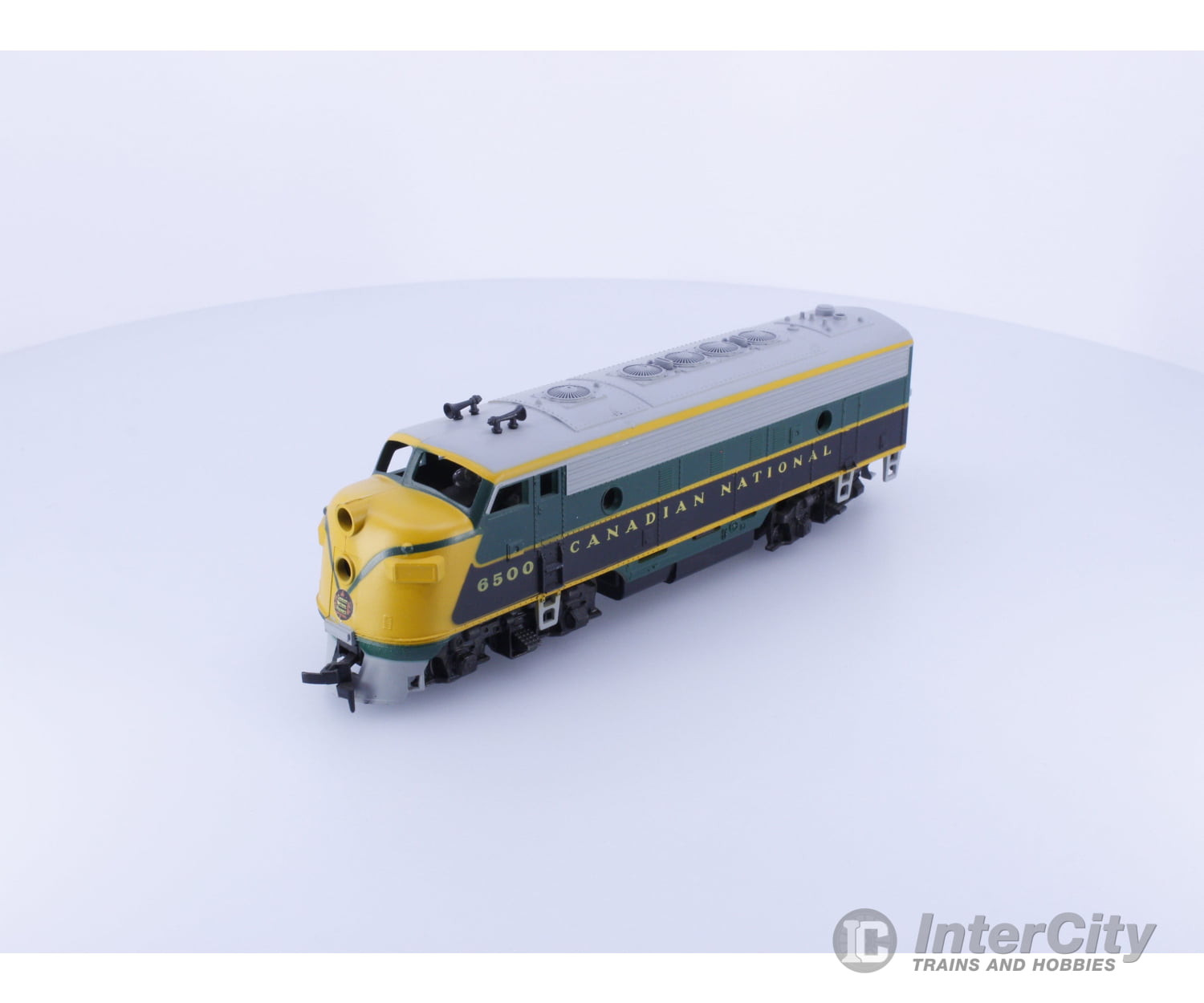 Athearn 3225 HO F7A Canadian National (CN) 6500 Analog DC Locomotives