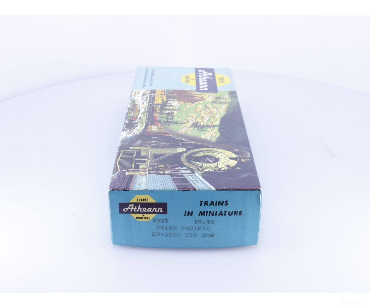 Athearn 4007 HO SW1500 Diesel Locomotive Undecorated Analog DC - Locomotives