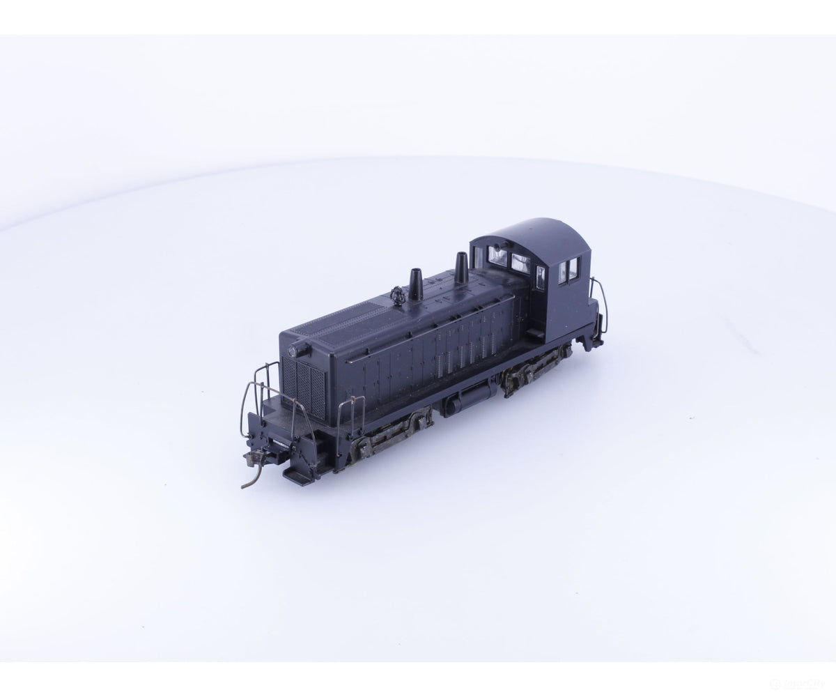 Athearn 4007 HO SW1500 Diesel Locomotive Undecorated Analog DC - Locomotives