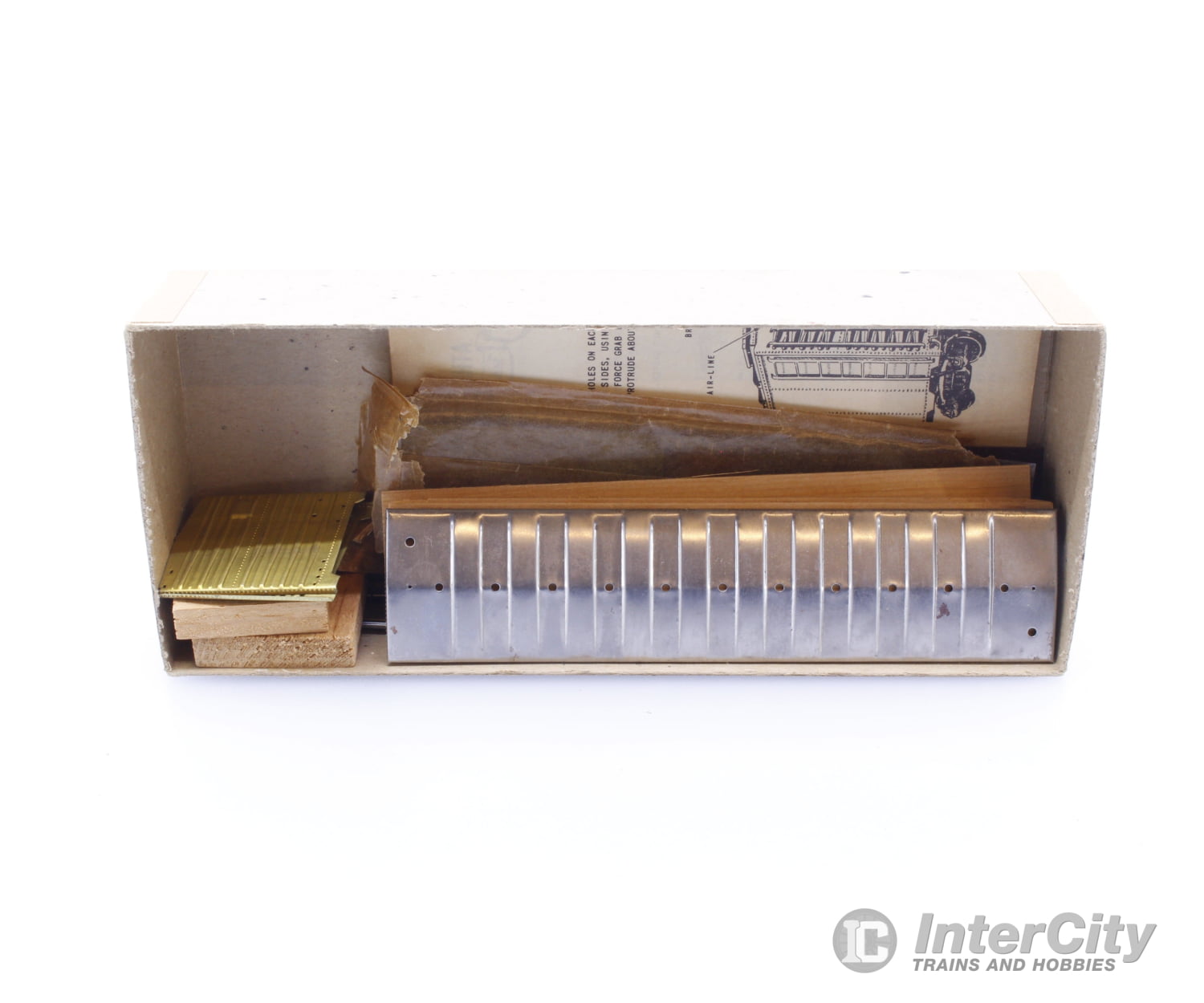 Athearn 40MBC HO 40’ Box Car Kit Canadian National (CN) Freight Cars